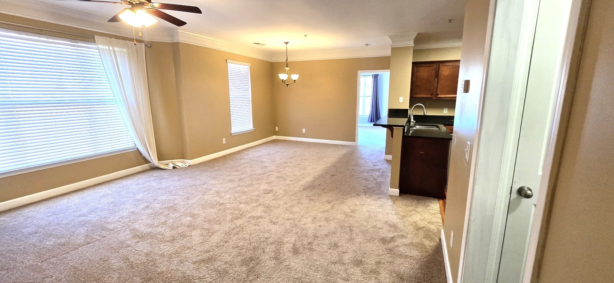2310 Elliott Ave Unit: 122