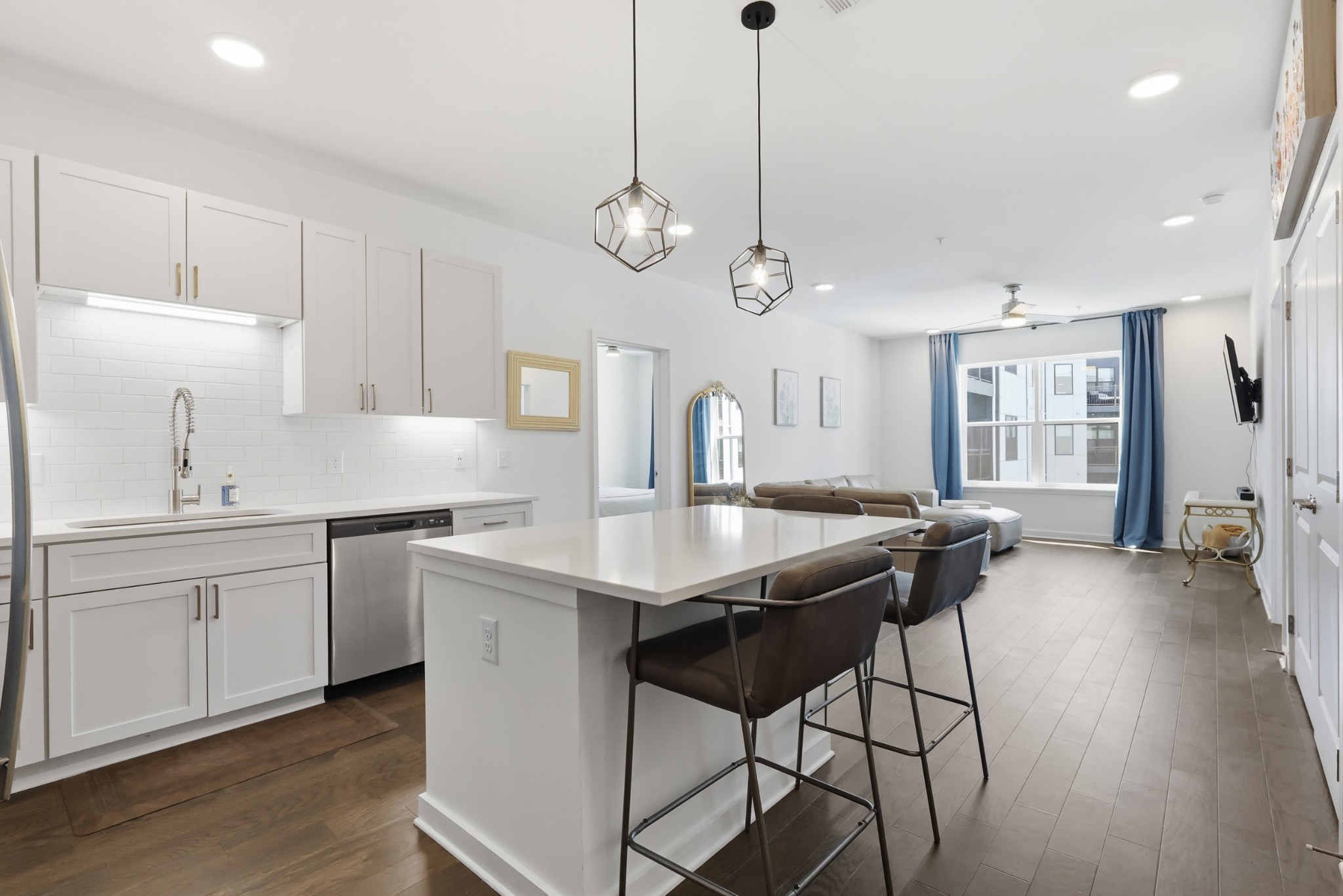 1677 54th Ave, N Unit: 320