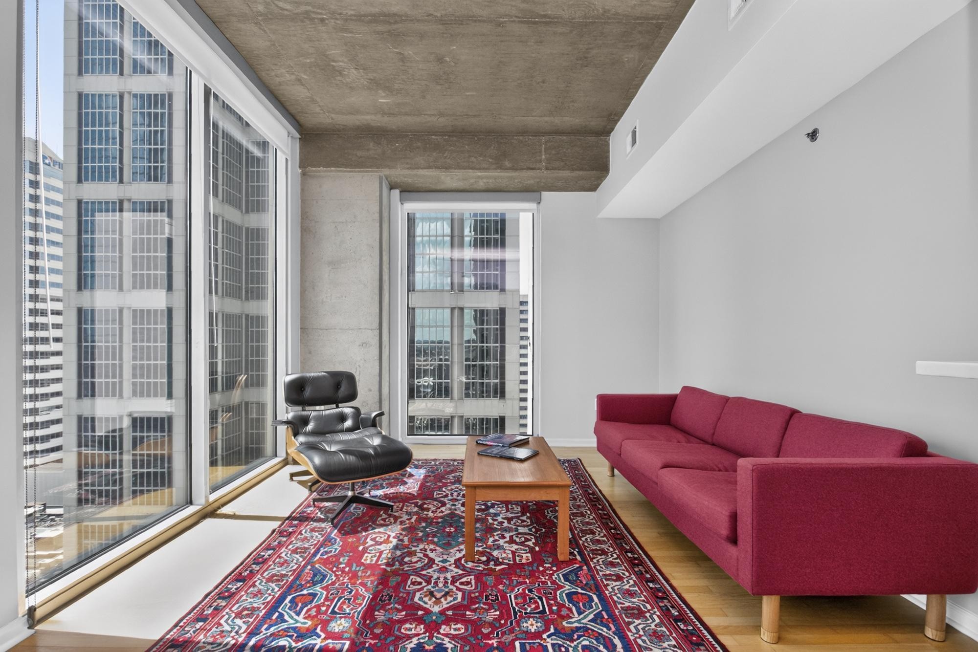 415 Church St Unit: 1702