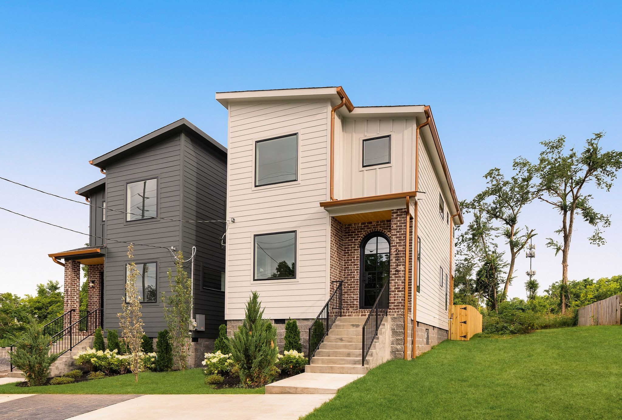 2113 Herman St