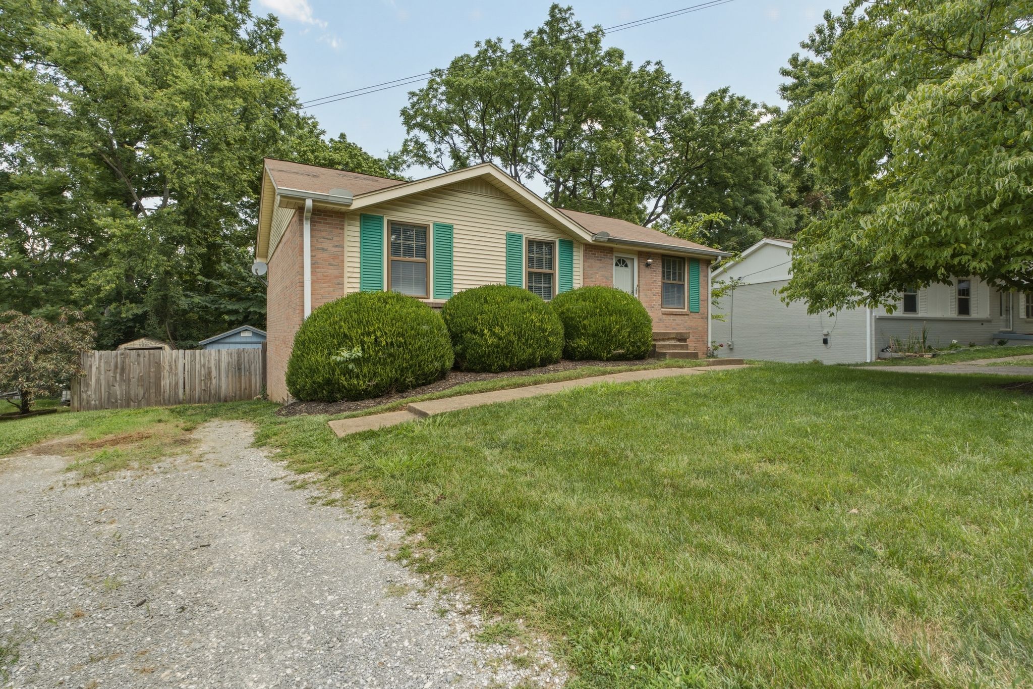 3913 Atkins Dr