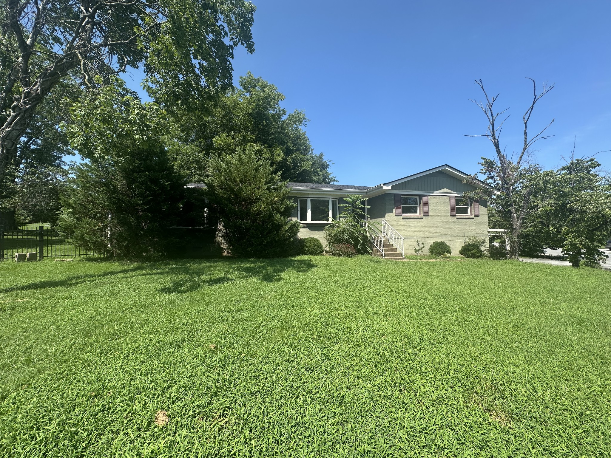 473 Sunliner Dr
