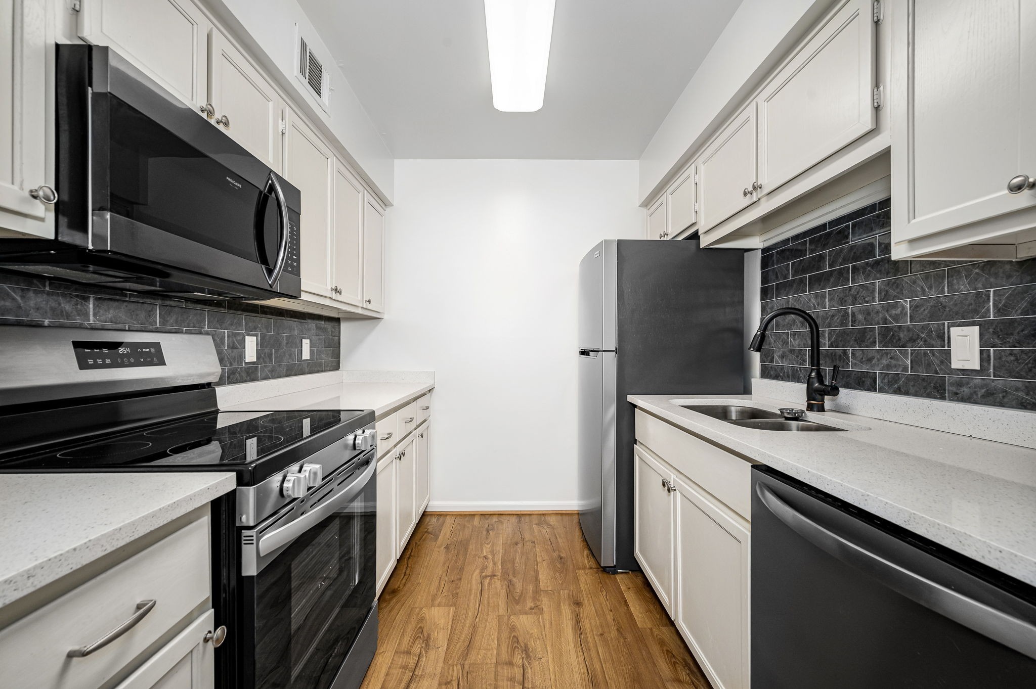 2122 Acklen Avenue Unit: 5
