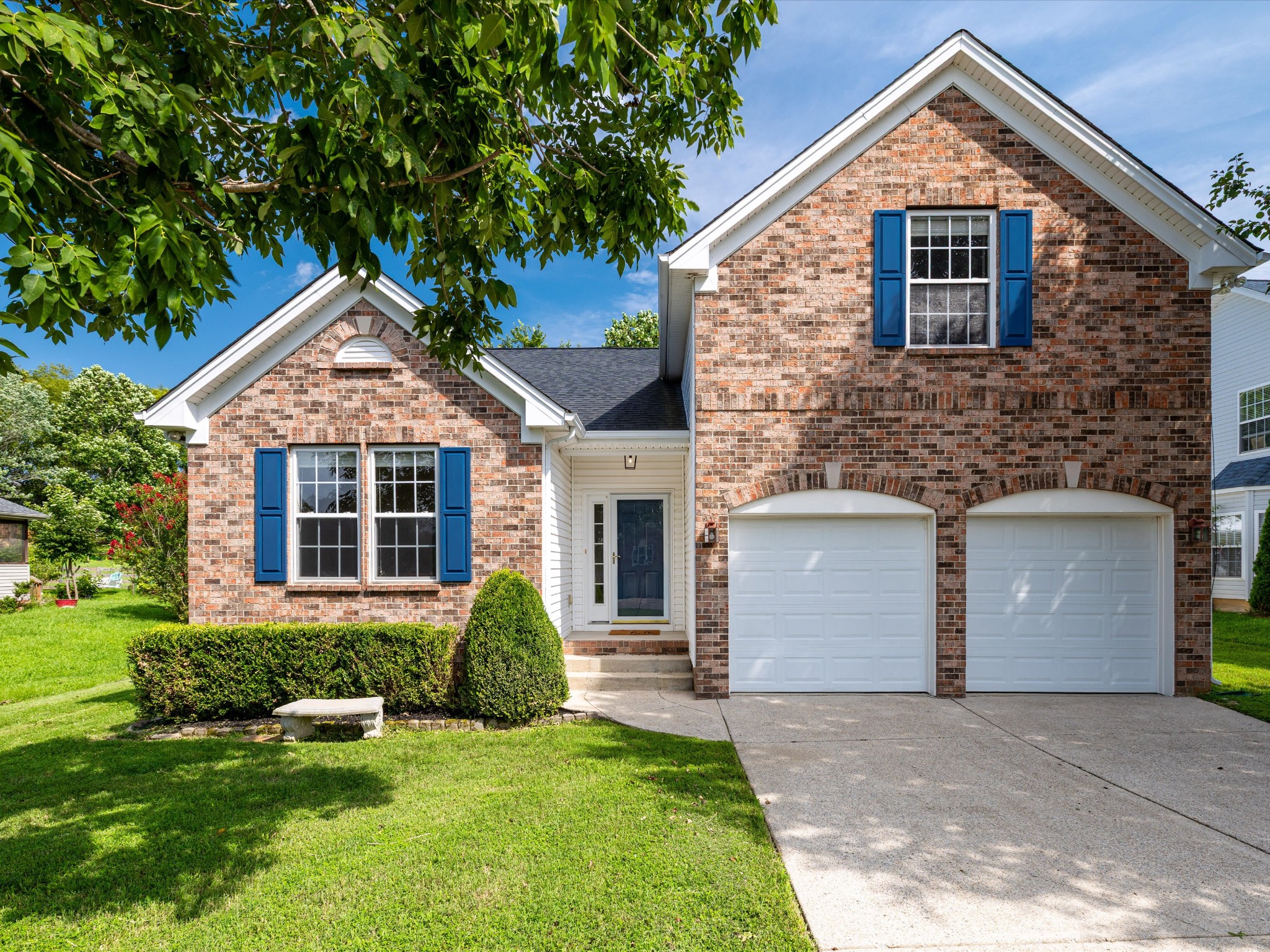 440 Creekside Ln