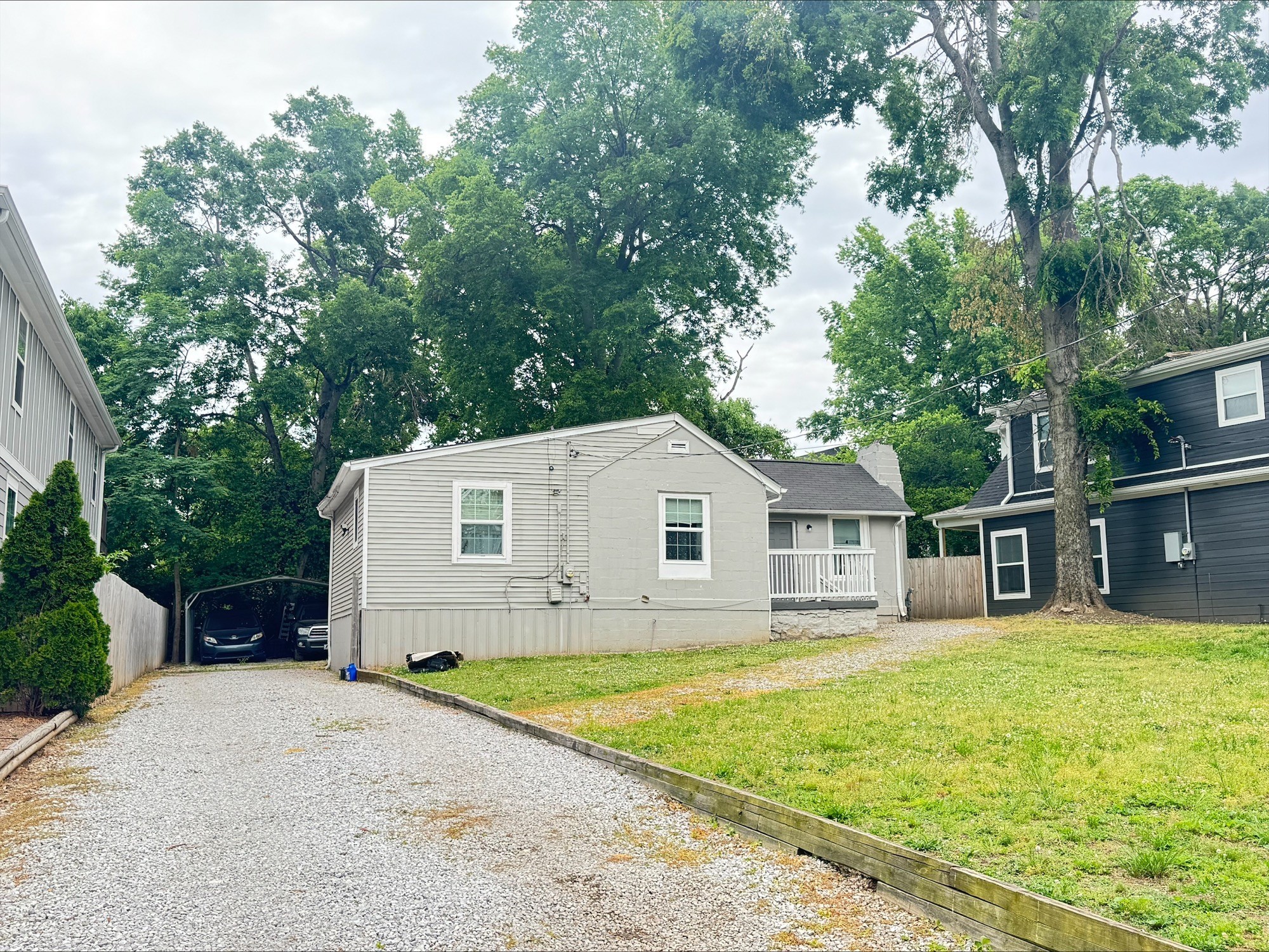 2222 Kline Ave