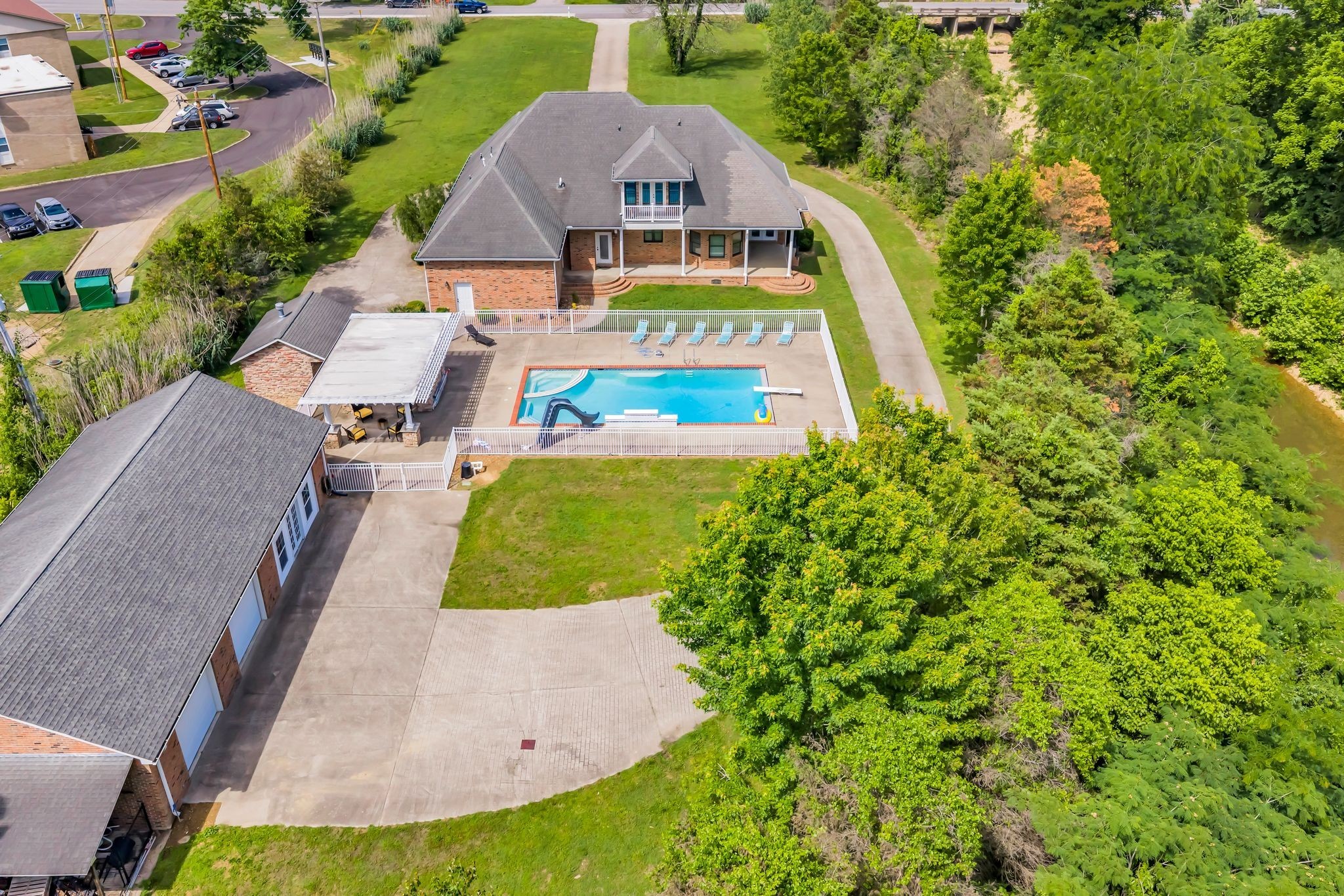 Property photo 2
