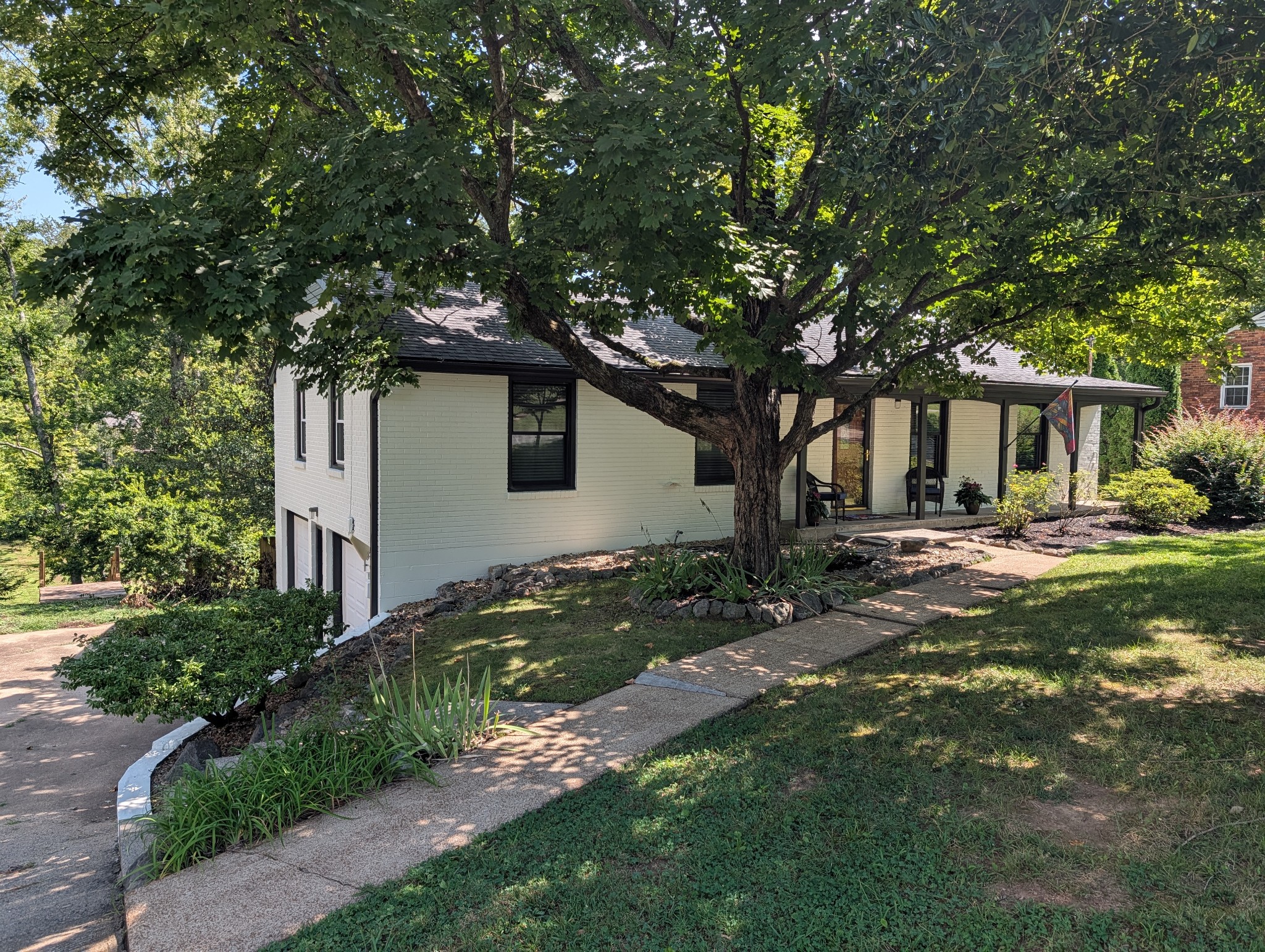 318 Binkley Dr