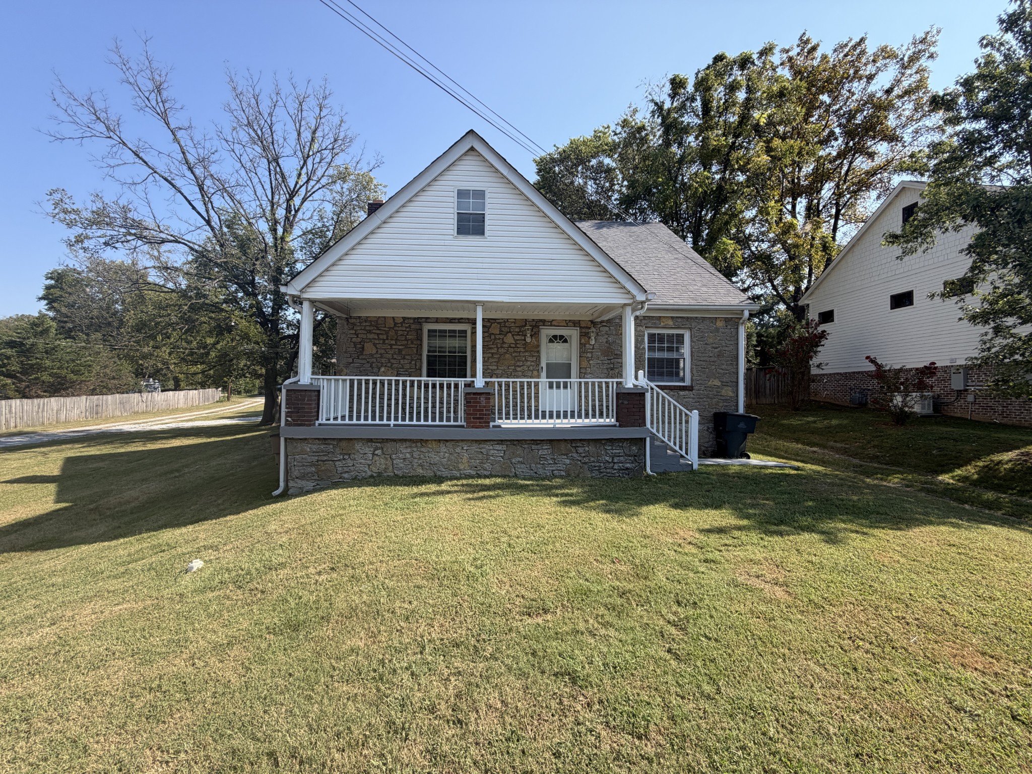 1137 McAlpine Ave Unit: A