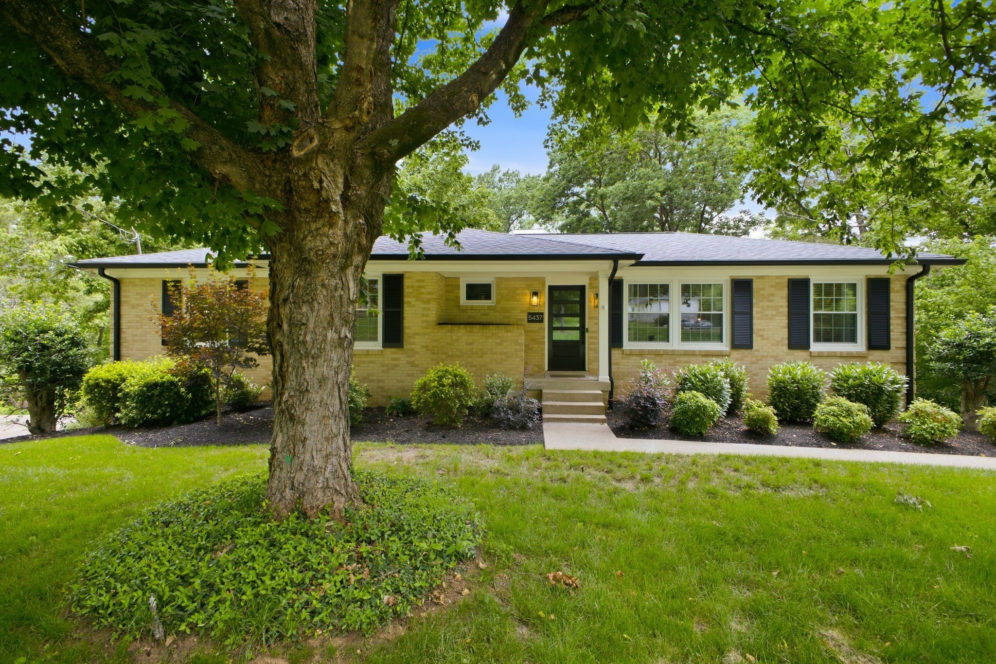 5437 Hill Road Cir