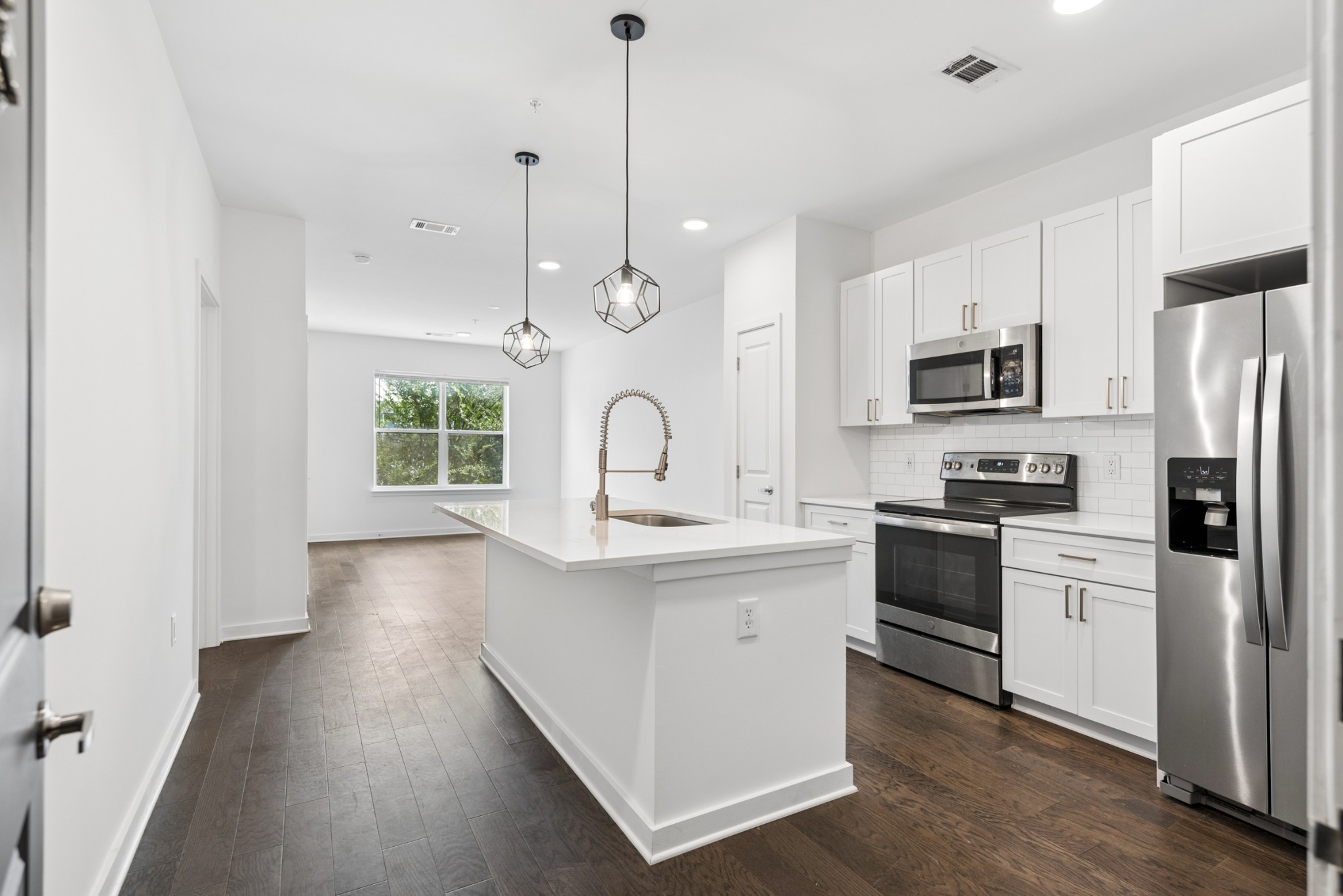 1677 54th Ave, N Unit: 215