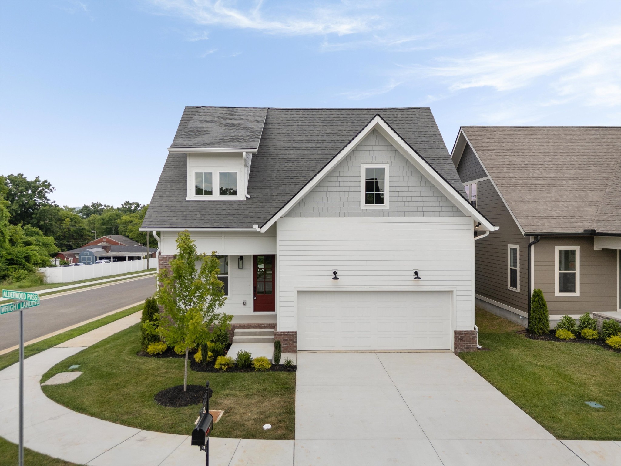1301 Alderwood Pass