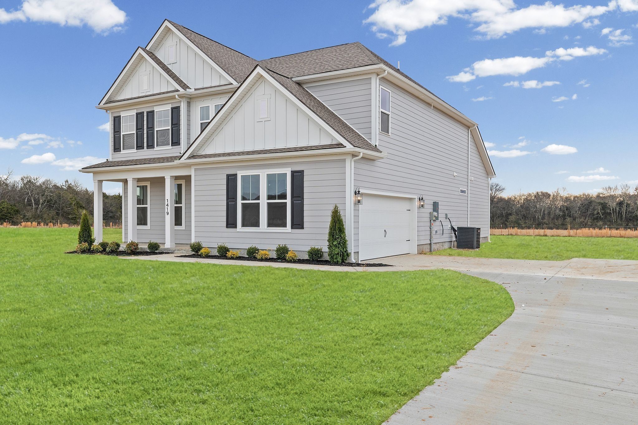 1436 Charles Dr