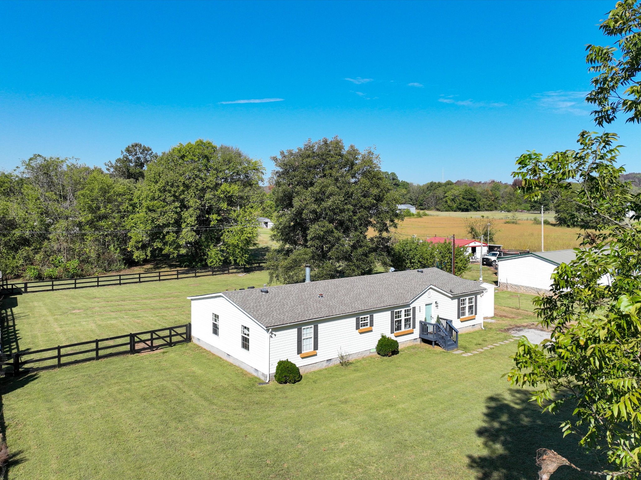 5328 Tobe Robertson Rd