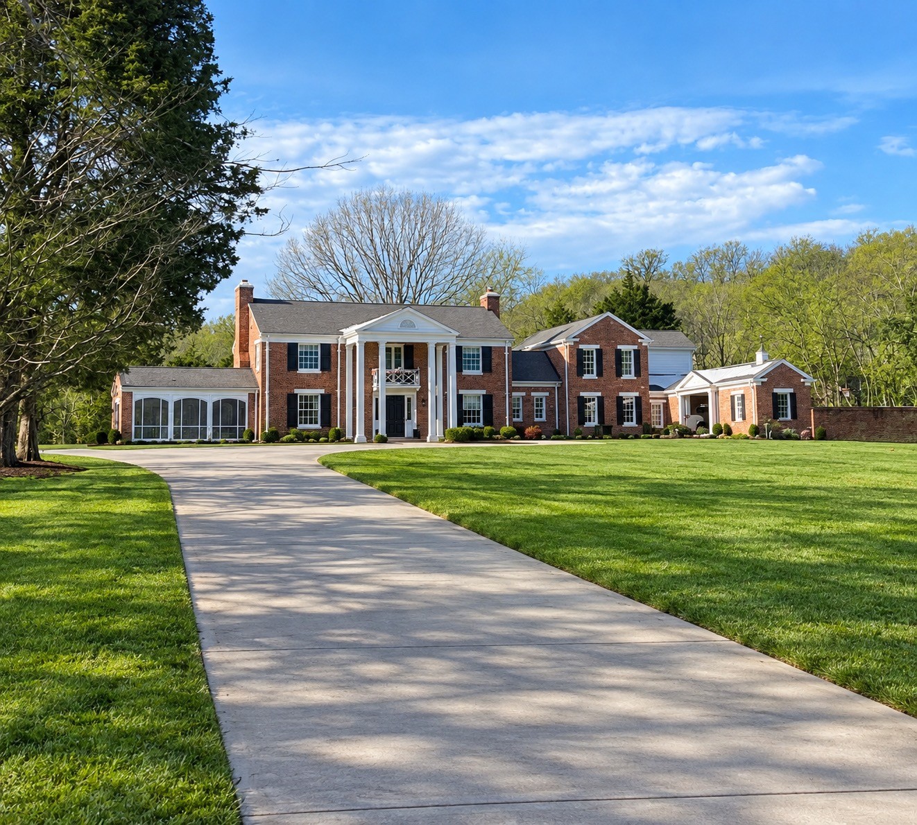 6129 Hillsboro Pike
