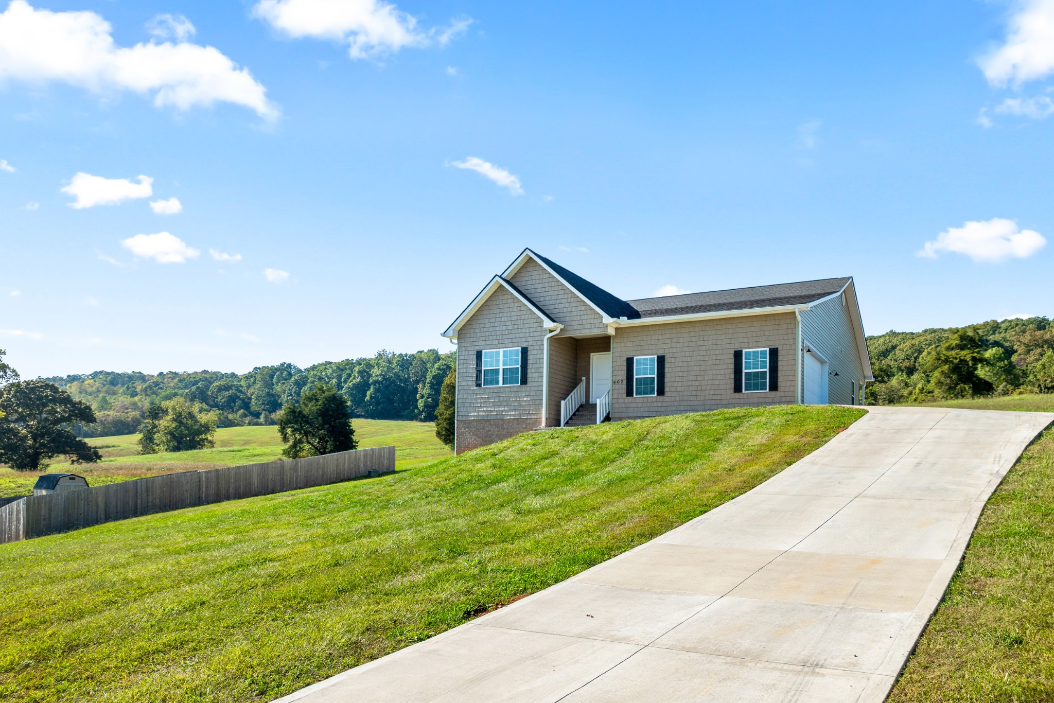 402 Sunrise Ridge Dr
