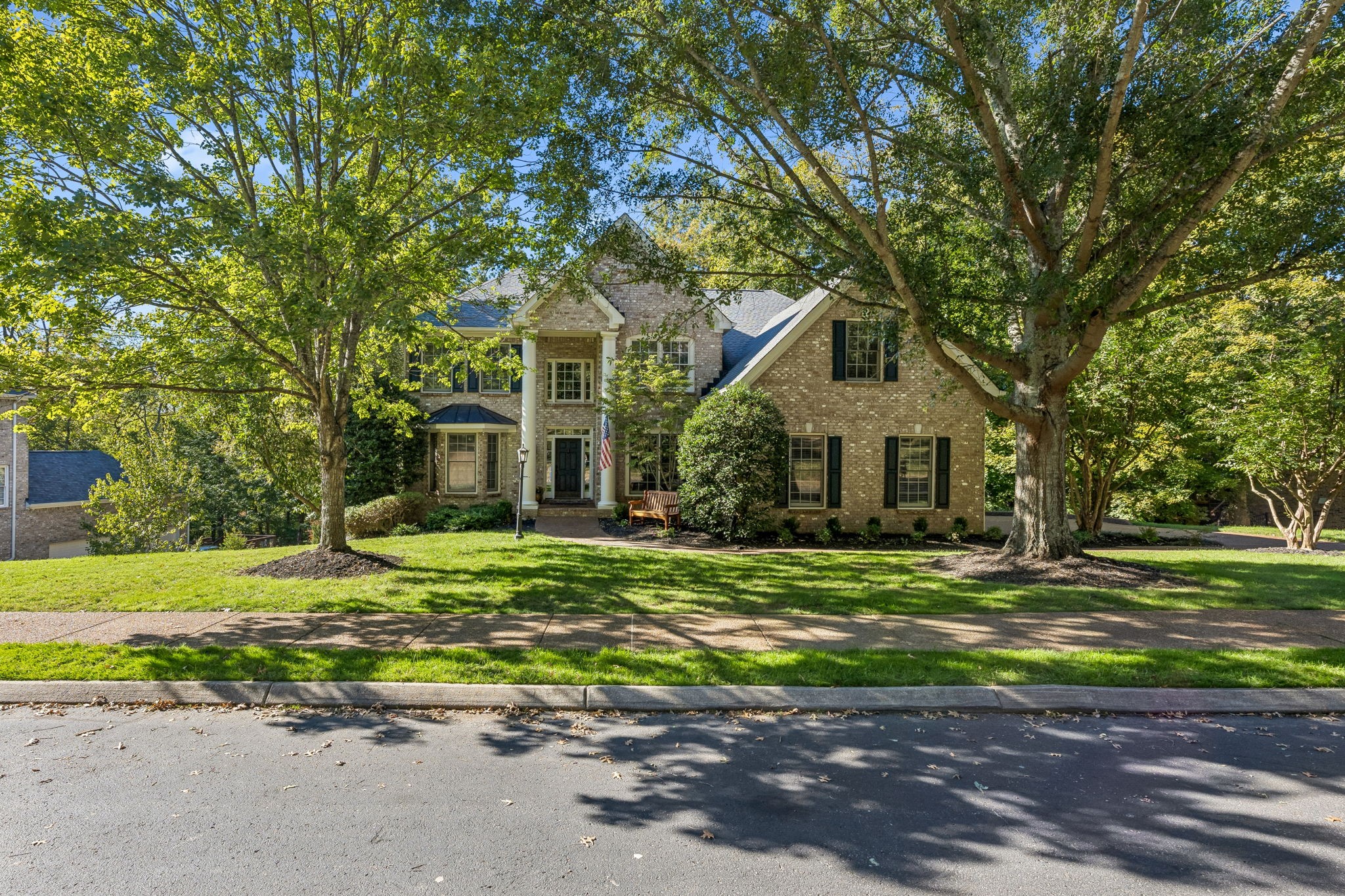 111 Hampsted Ln