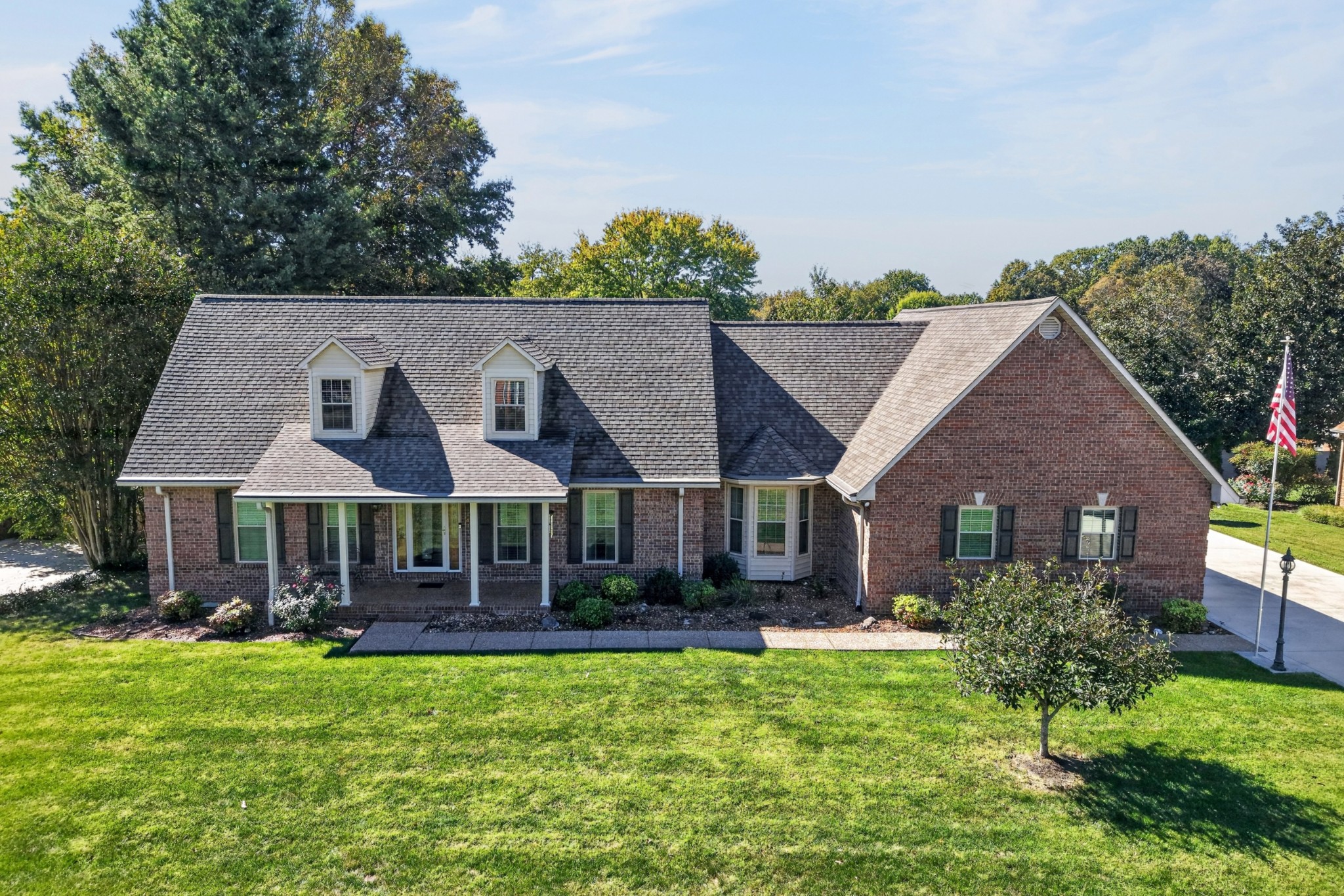 1415 Jamestown Ct