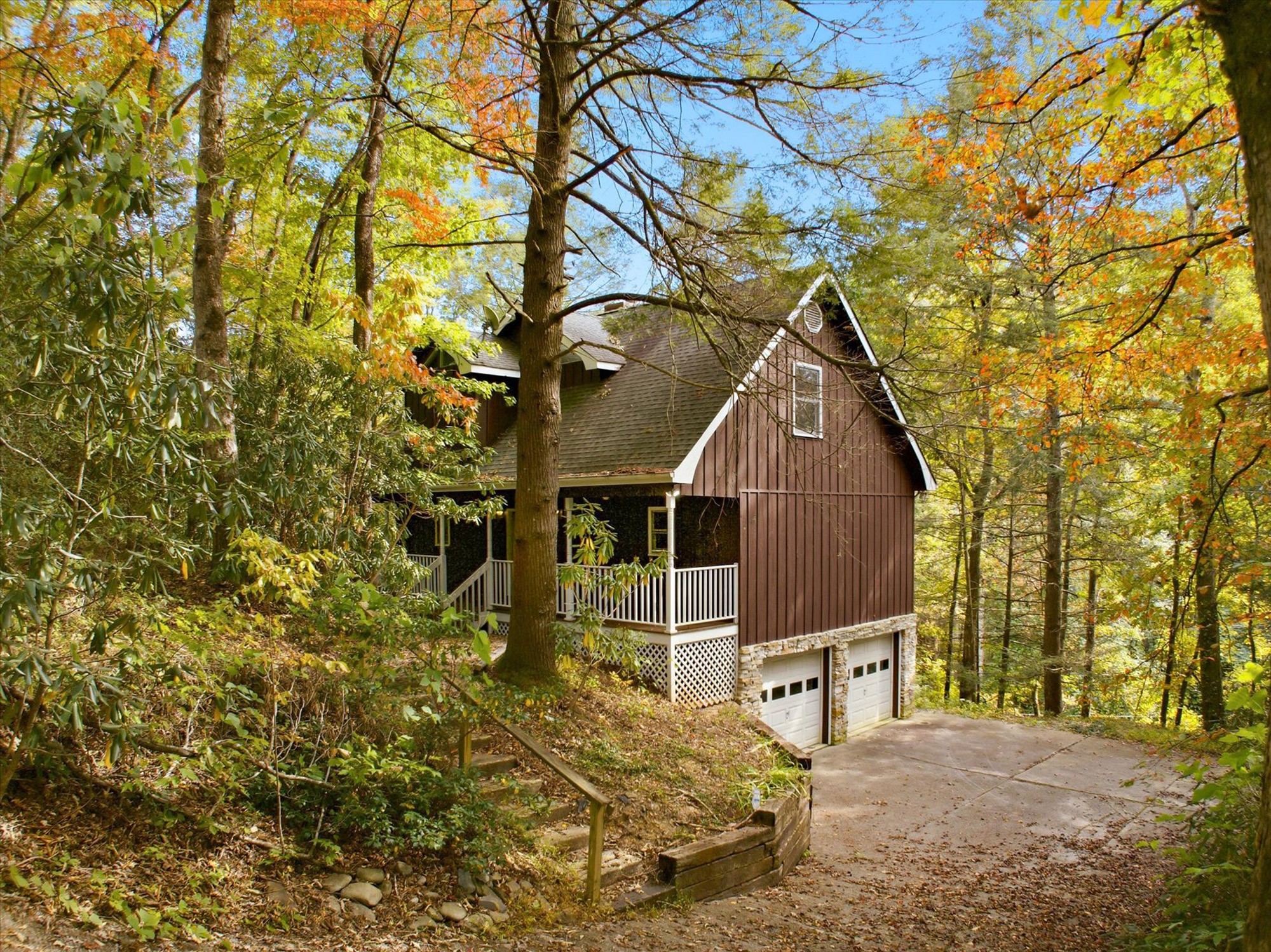 204 Stott Ln