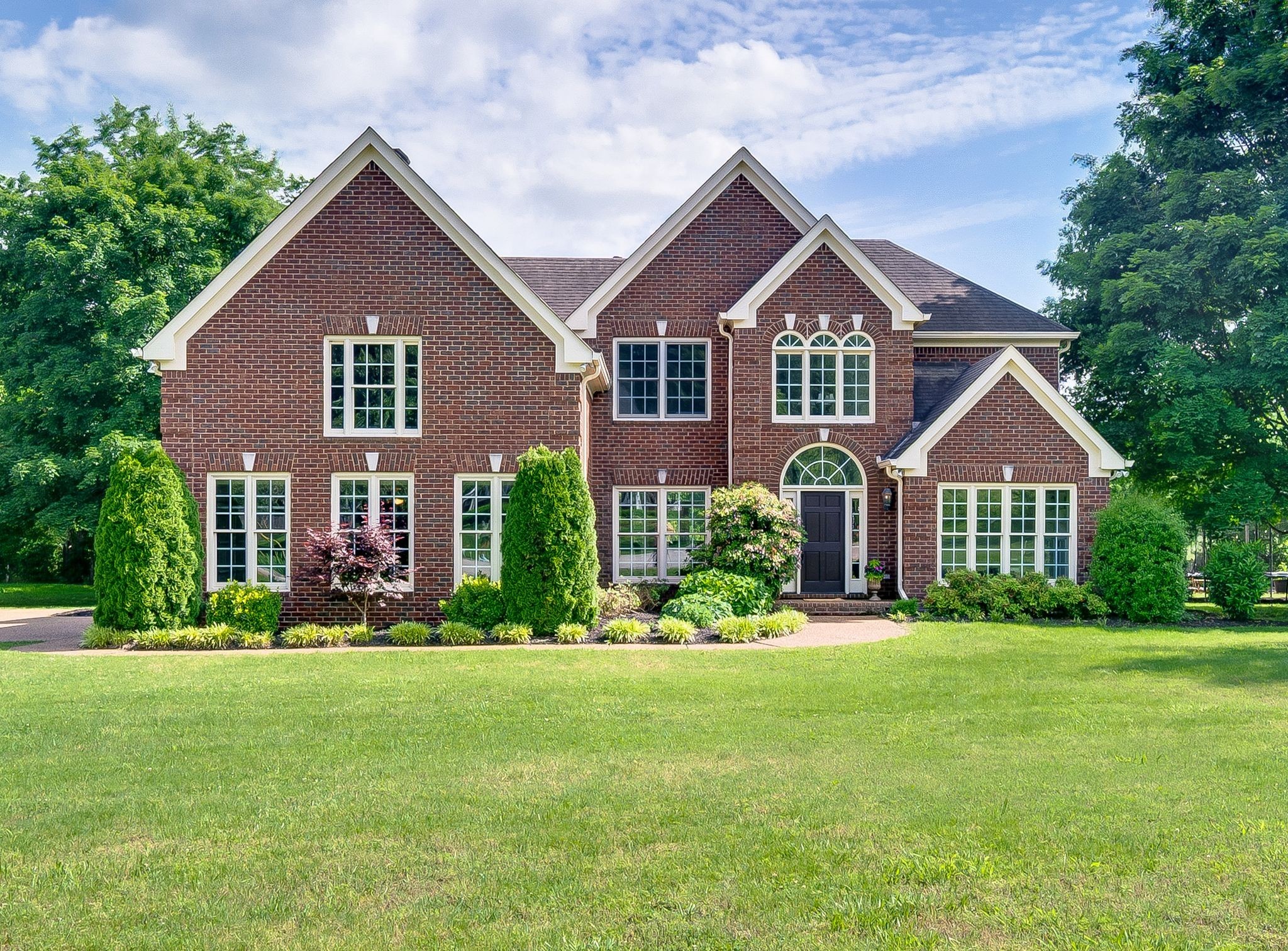 611 Cattail Ln