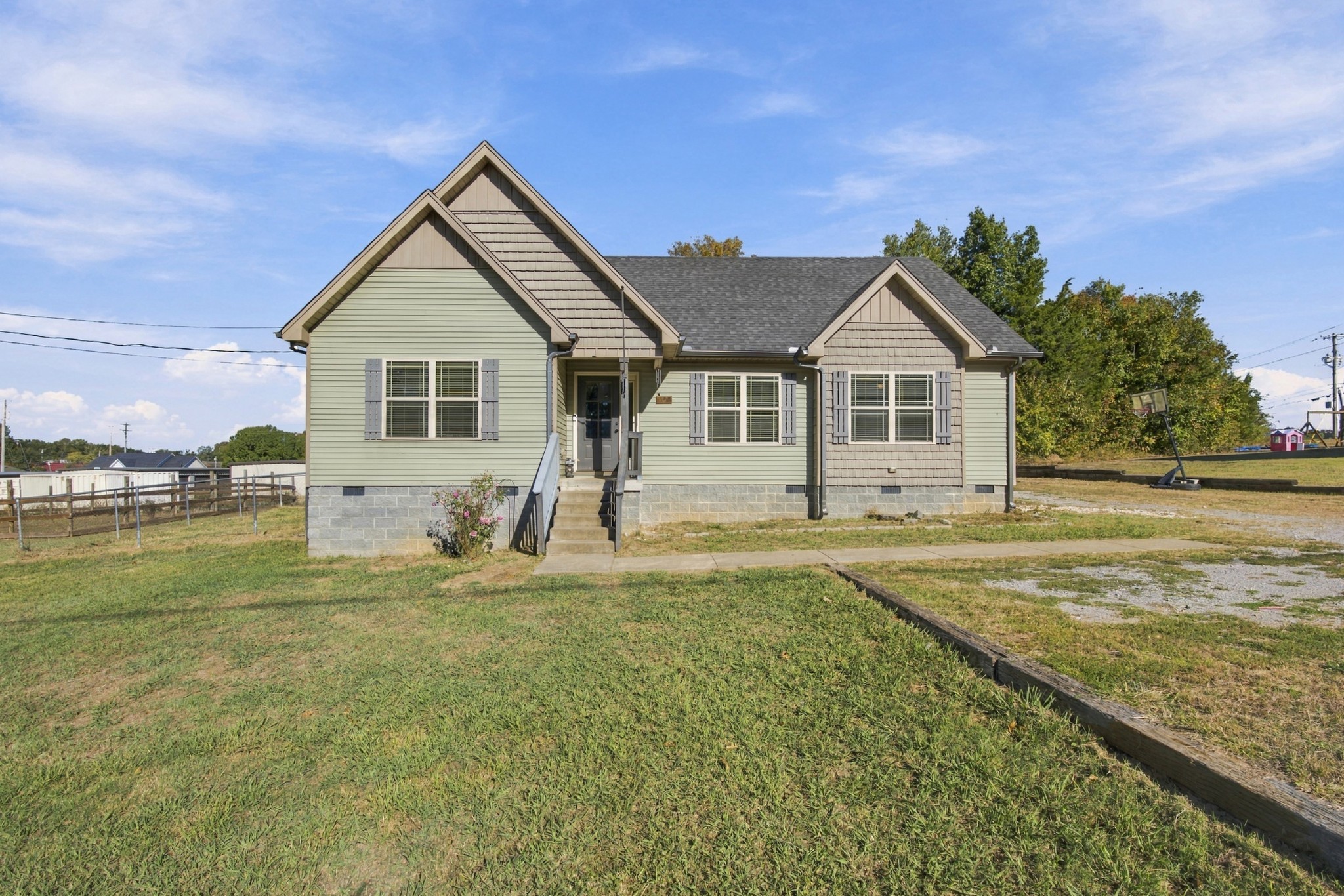 107 Southview Dr