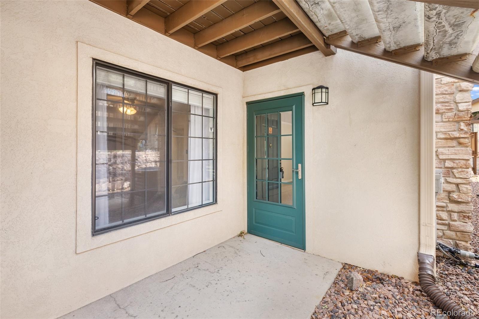 2132 Denton Grove