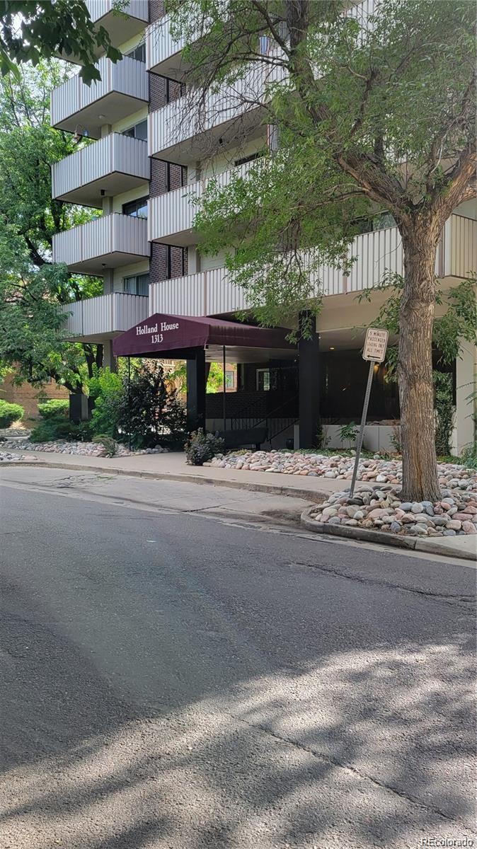 1313 Steele Street Unit: 606