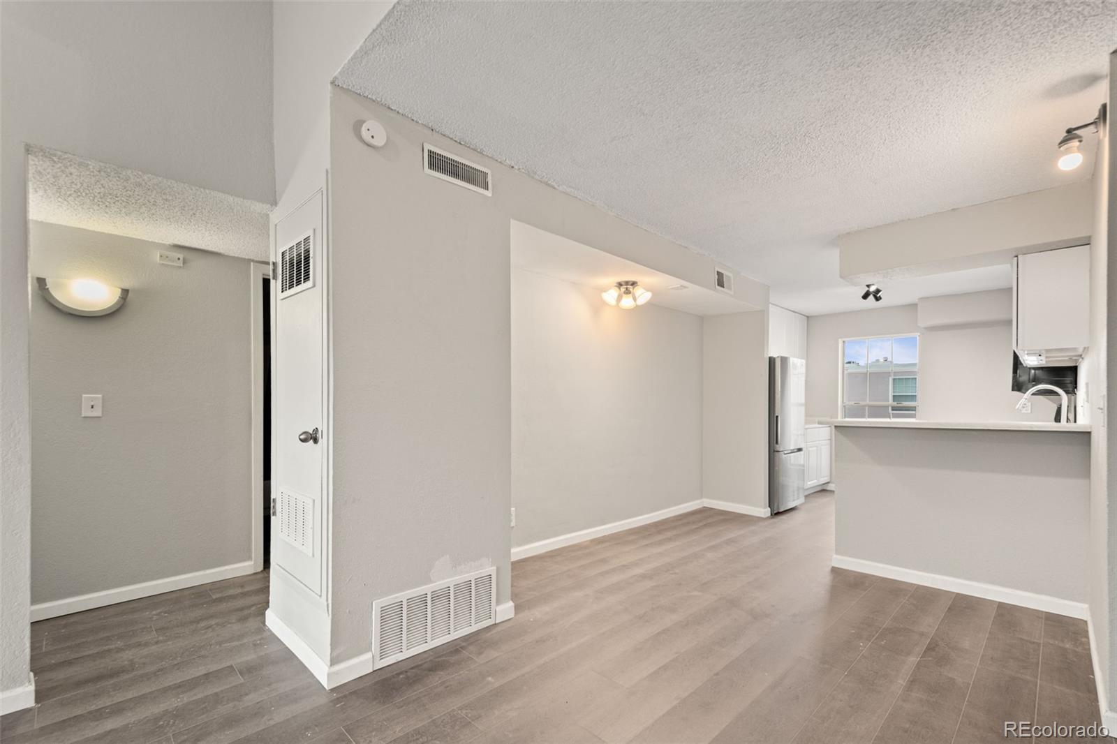 3230 Van Teylingen Drive Unit: C