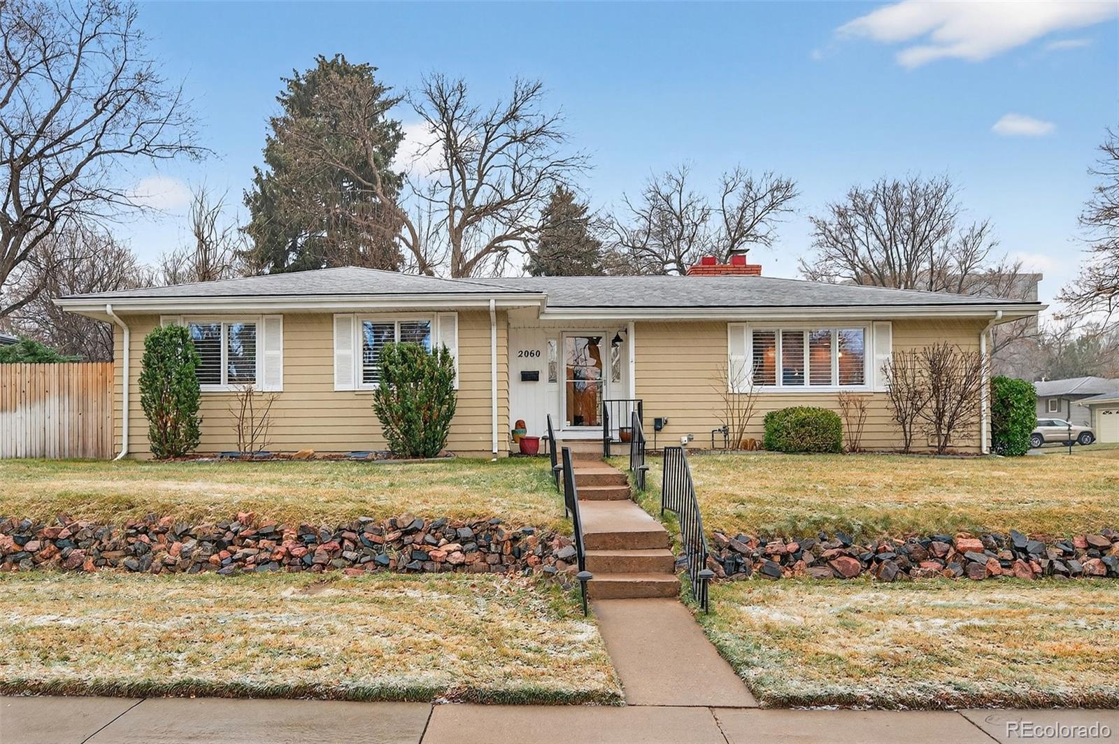 2060 E Floyd Avenue