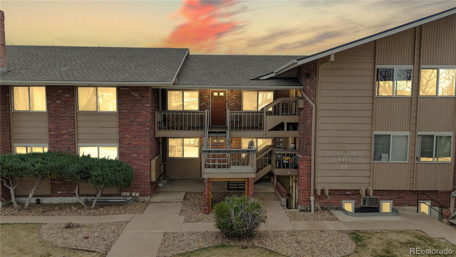 4955 Moorhead Avenue Unit: 2