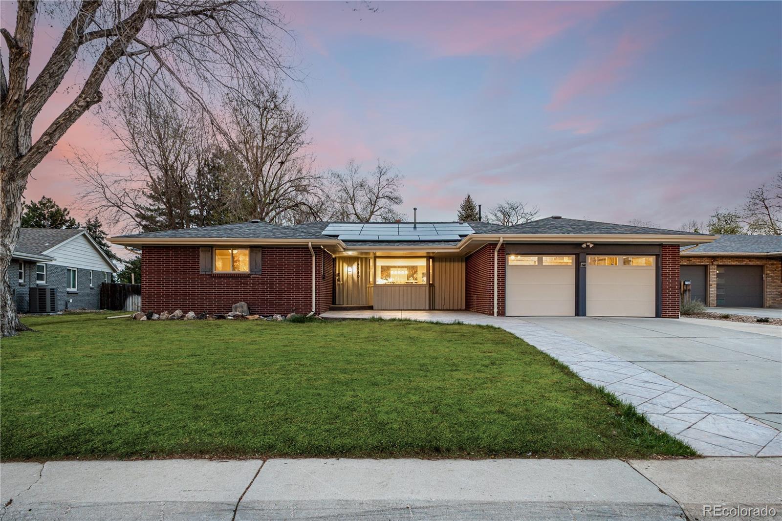 2540 S Jasmine Street