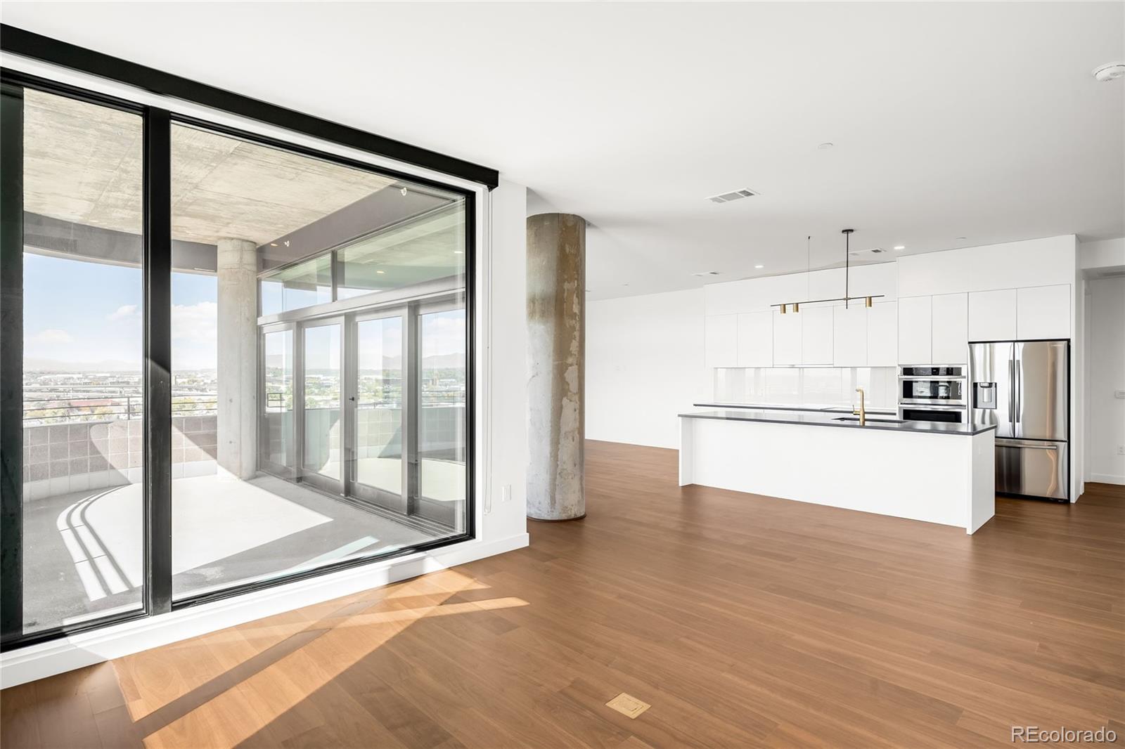 3520 Chestnut Place Unit: 1101