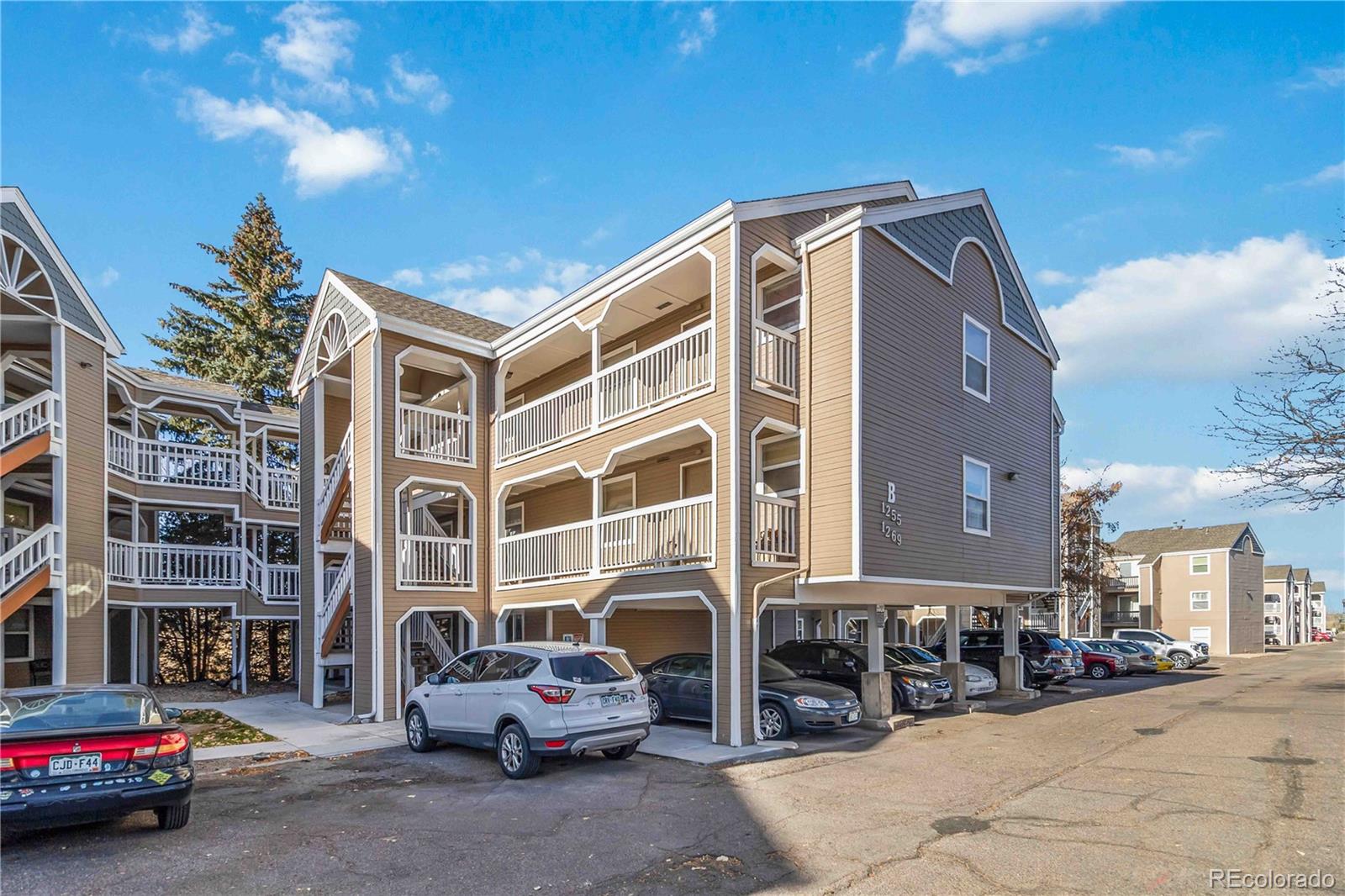 1263 S Gilbert Street Unit: B201