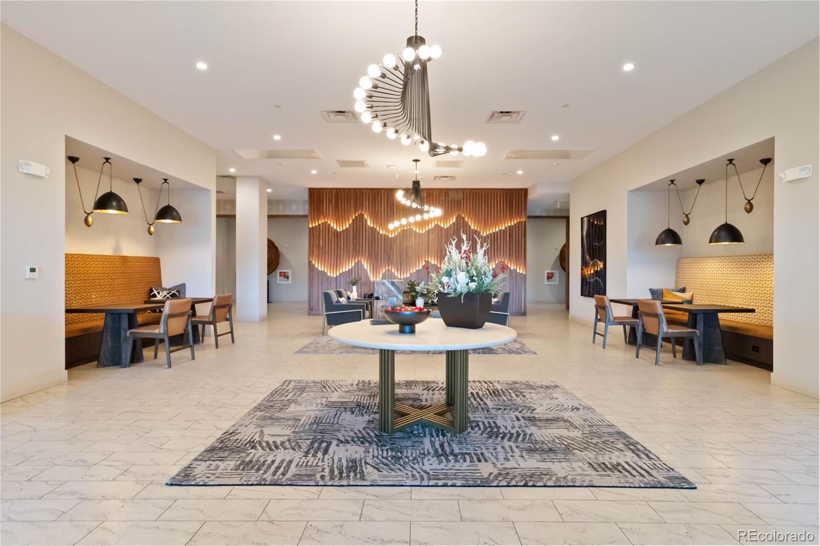 20 Wilcox Street Unit: 421