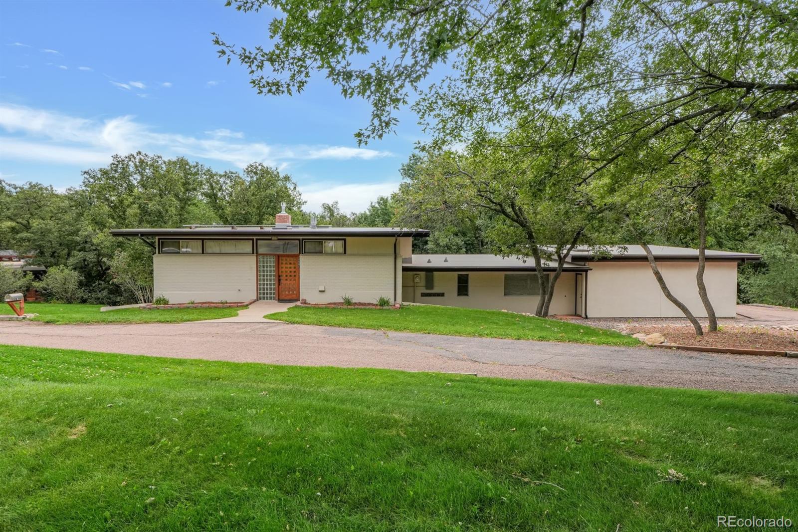 2501 Old Broadmoor Road