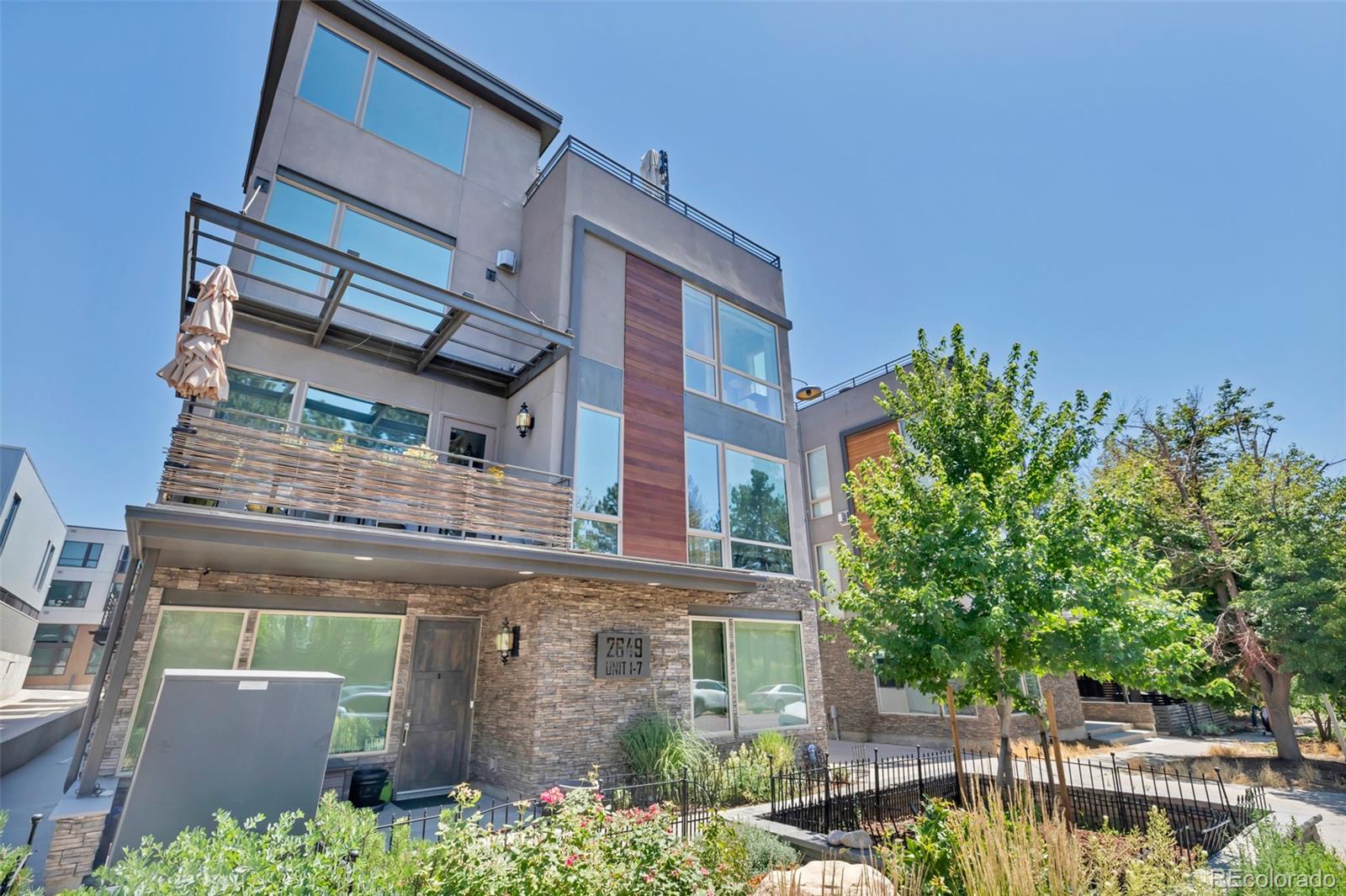 2649 17th Street Unit: 2