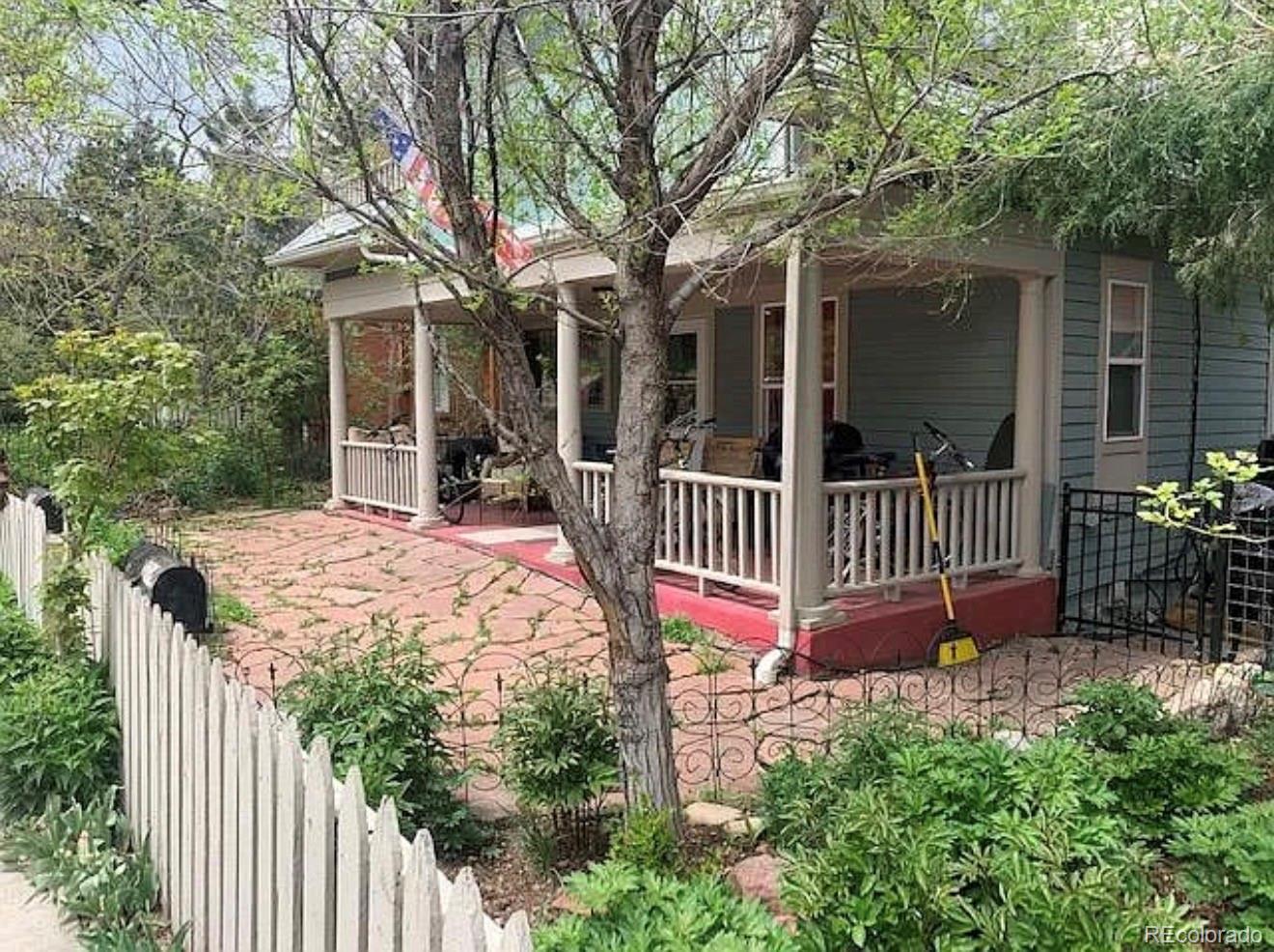 513 University Avenue