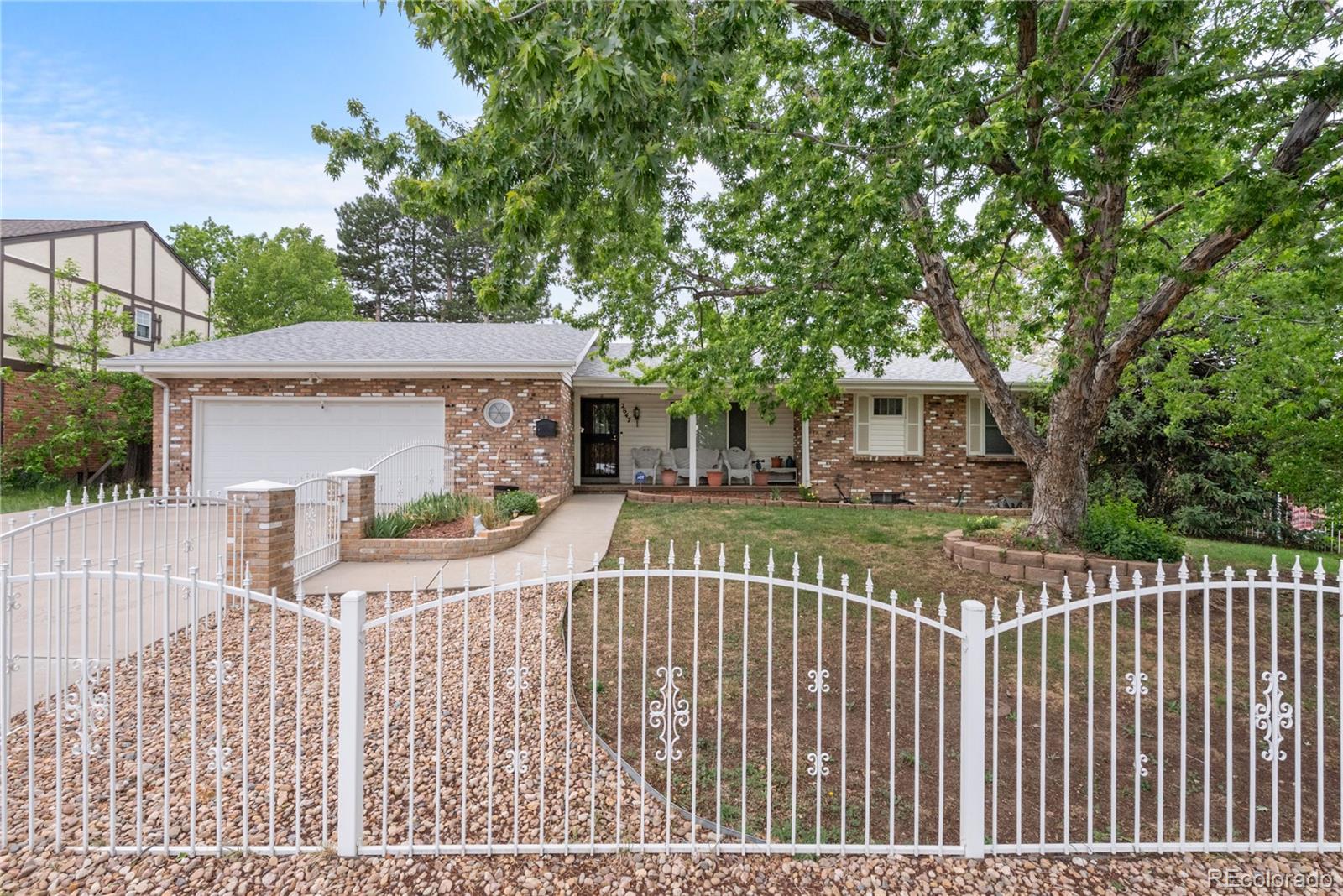 2647 S Linden Court