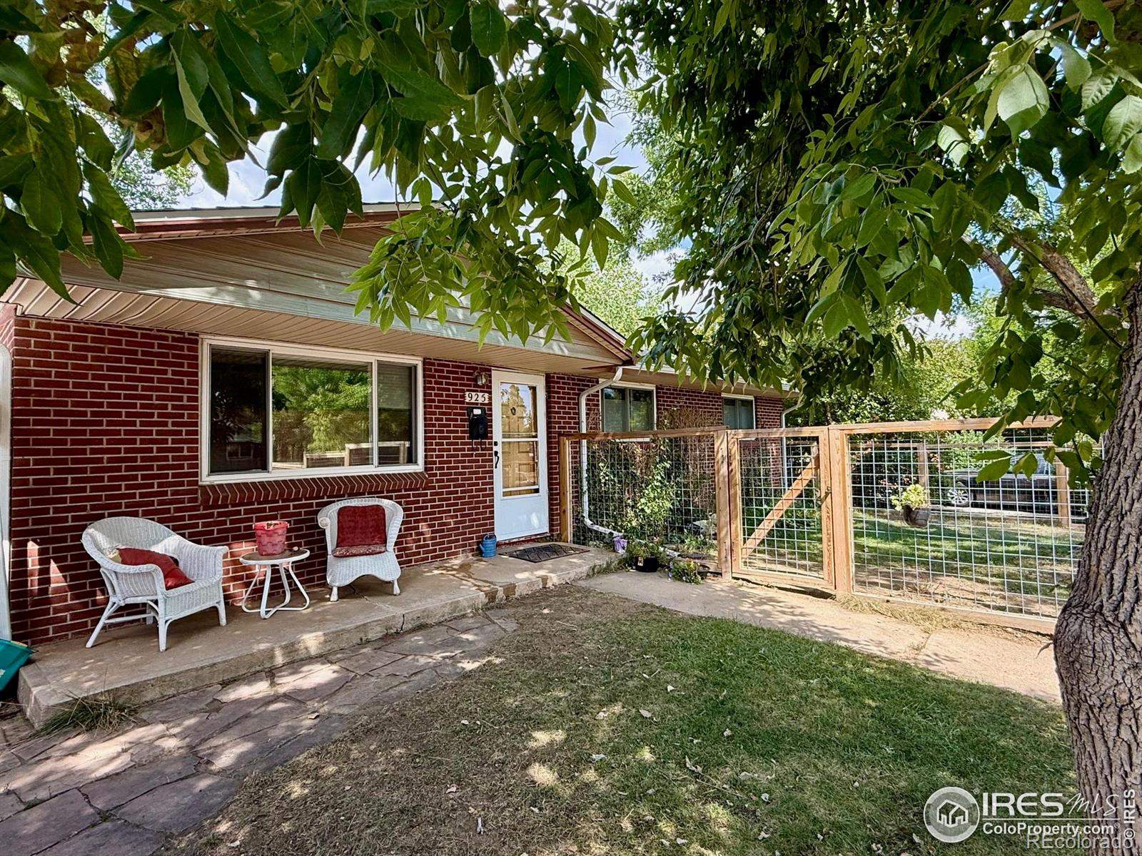 925 36th Street