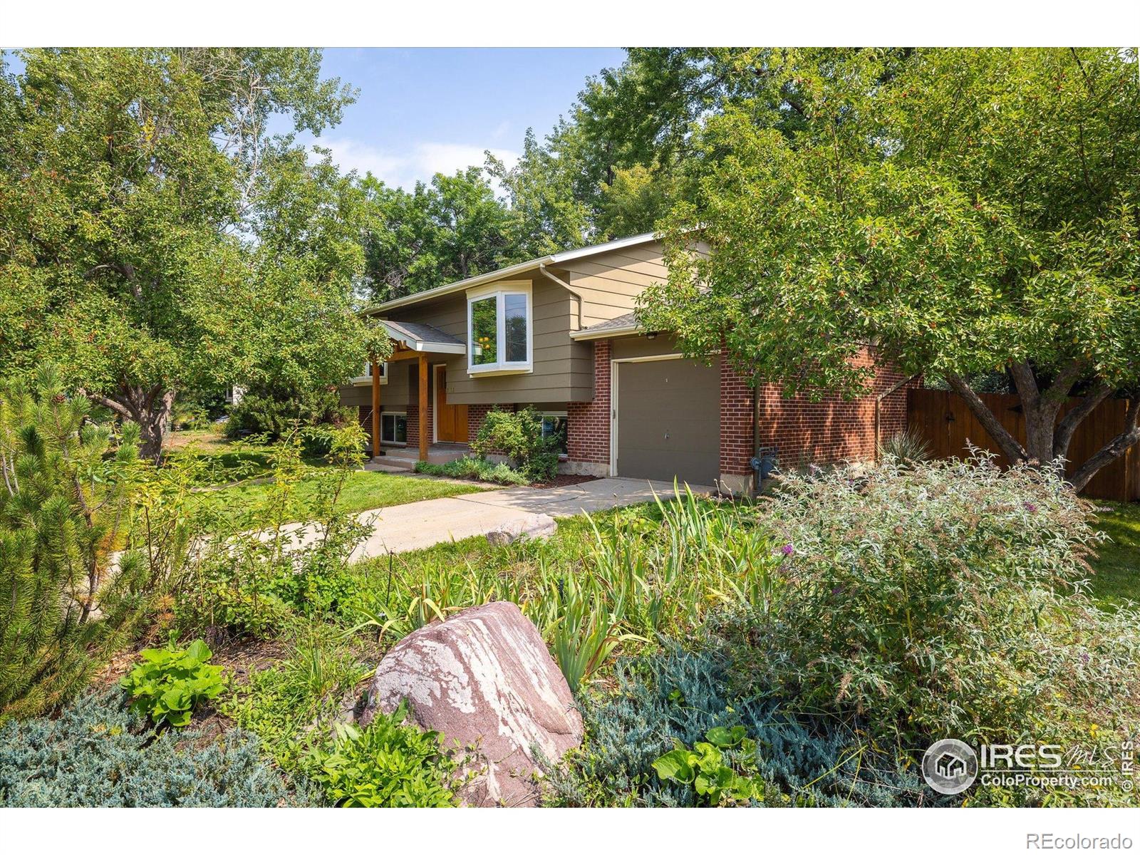 3600 Cloverleaf Drive