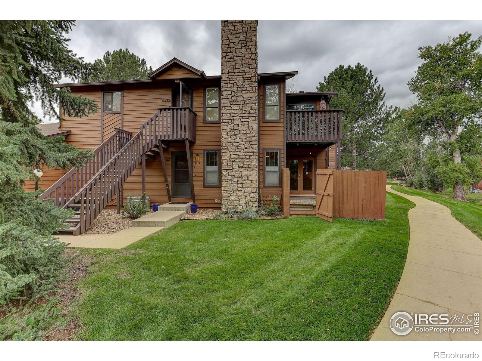 6213 Willow Lane