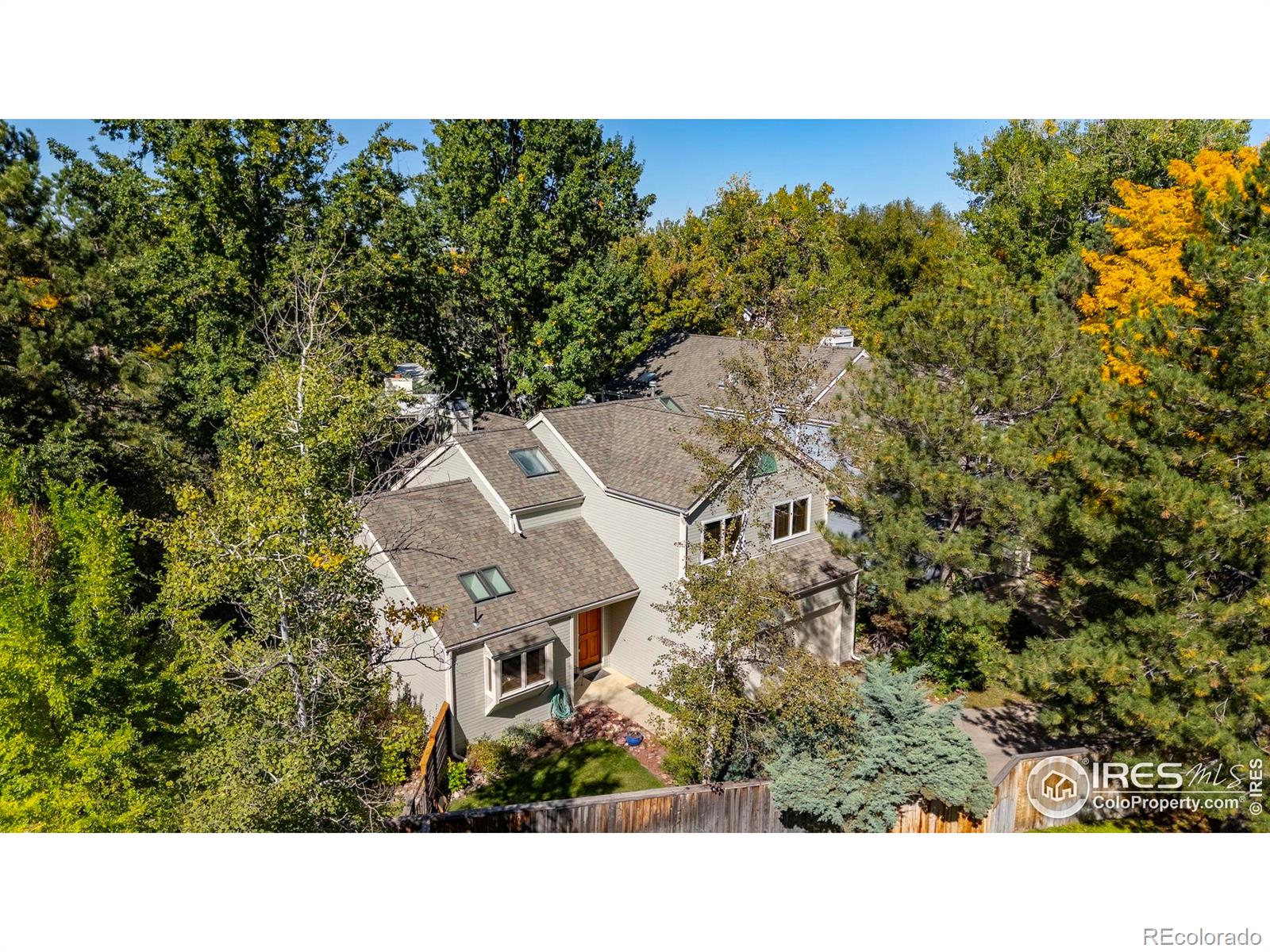 853 Racquet Lane