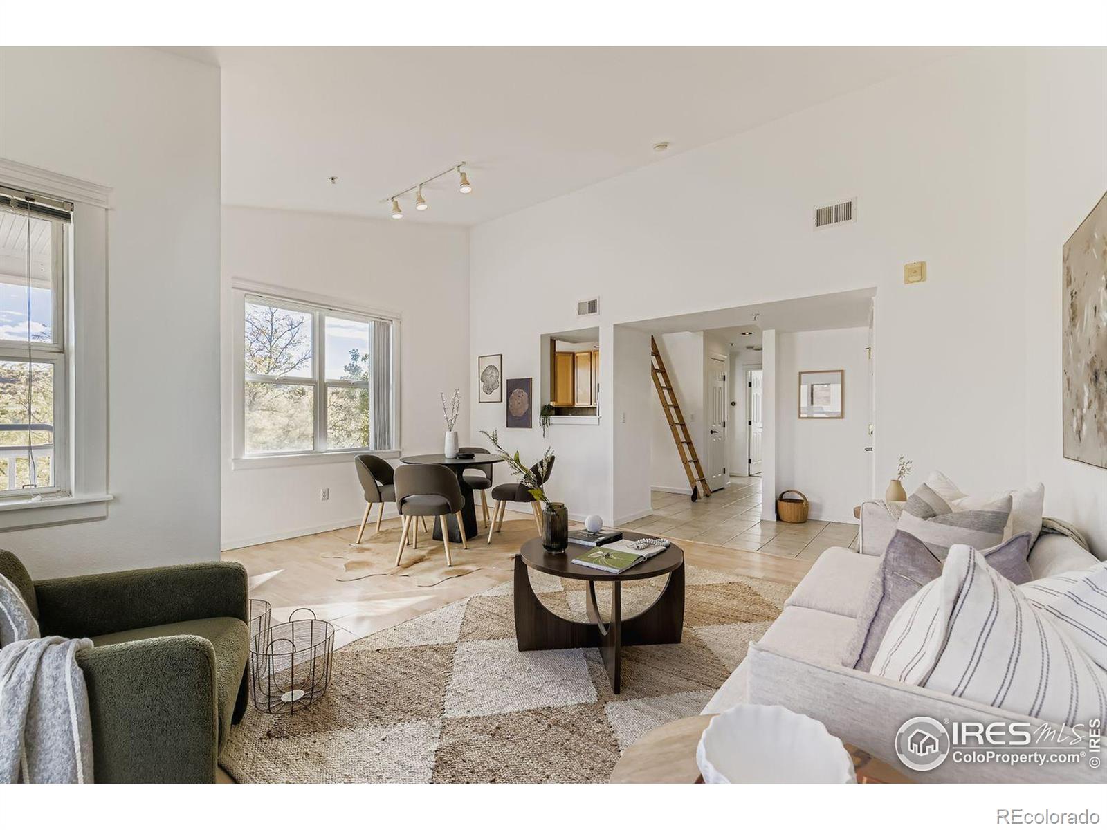 1400 Lee Hill Drive Unit: 6