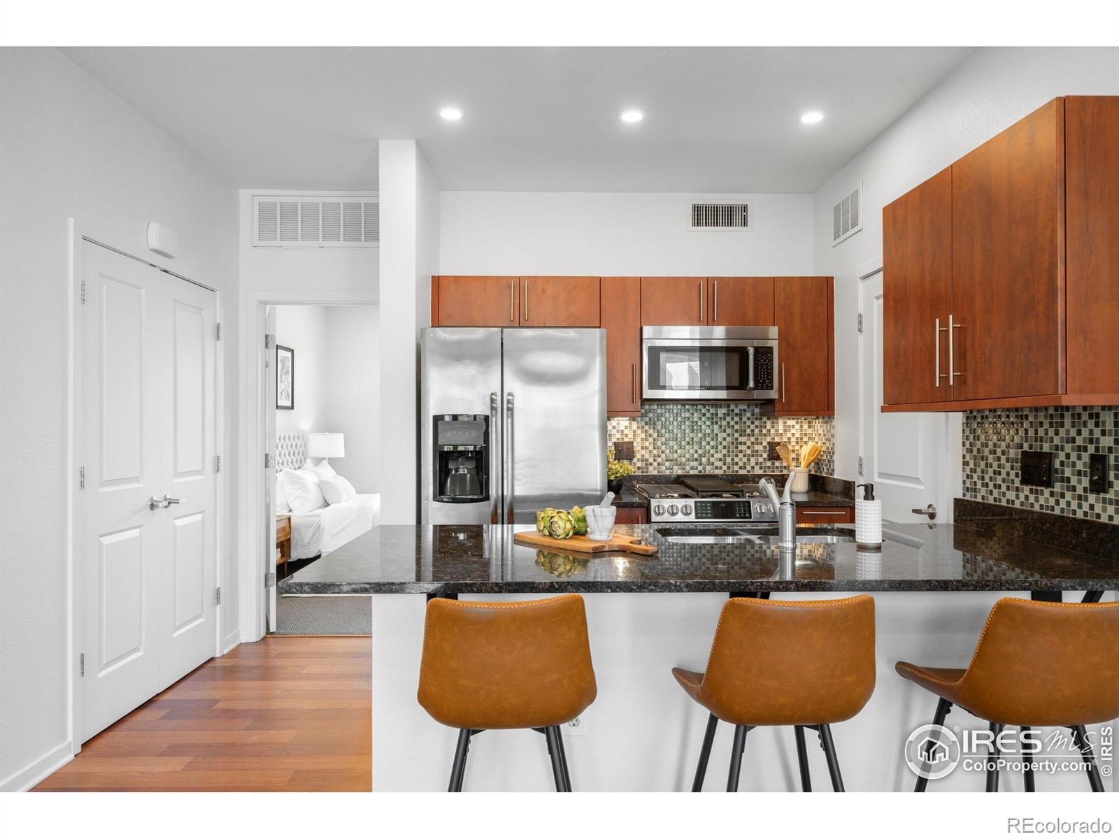 4555 13th Street Unit: 2C