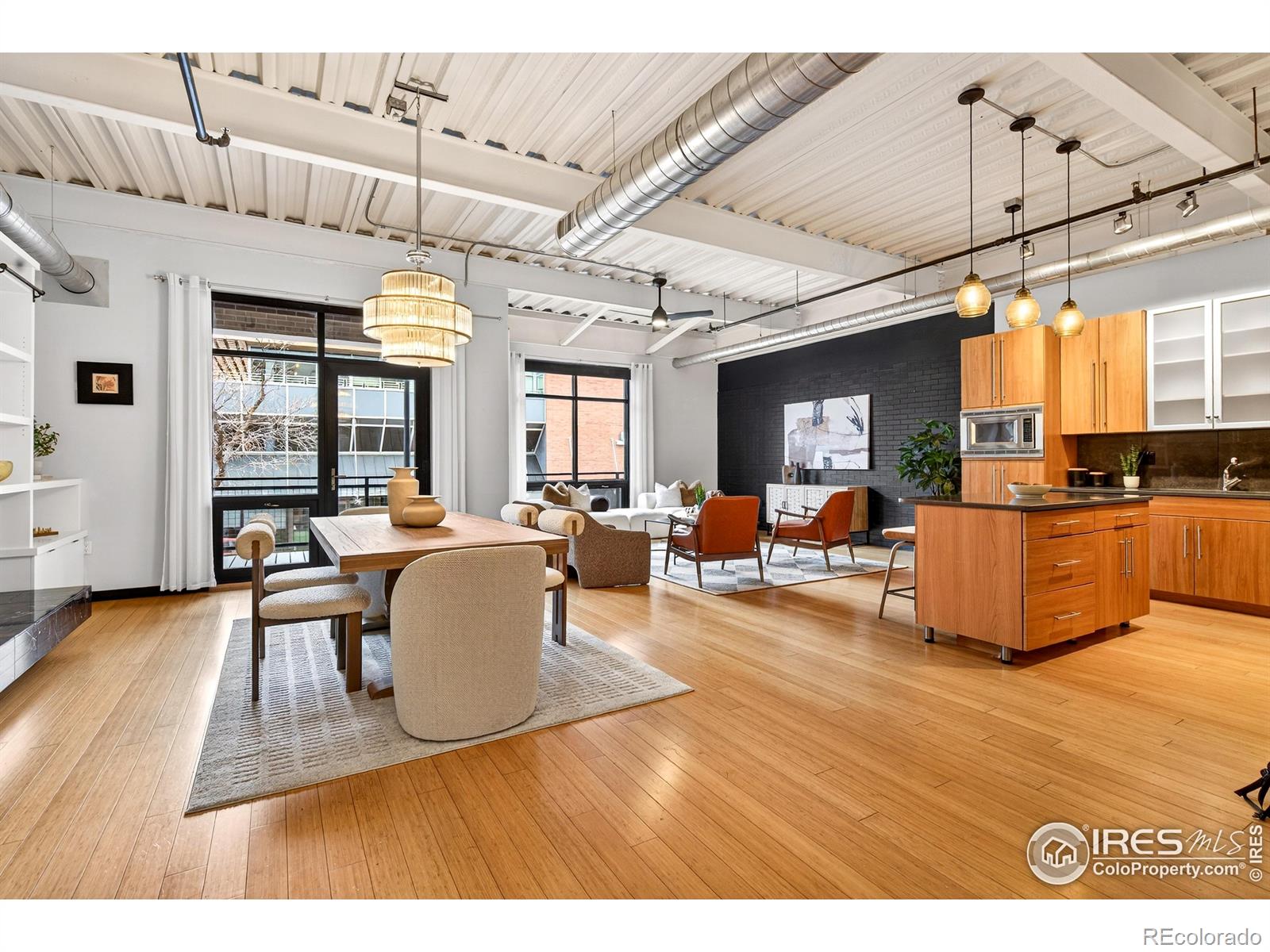 1360 Walnut Street Unit: 202