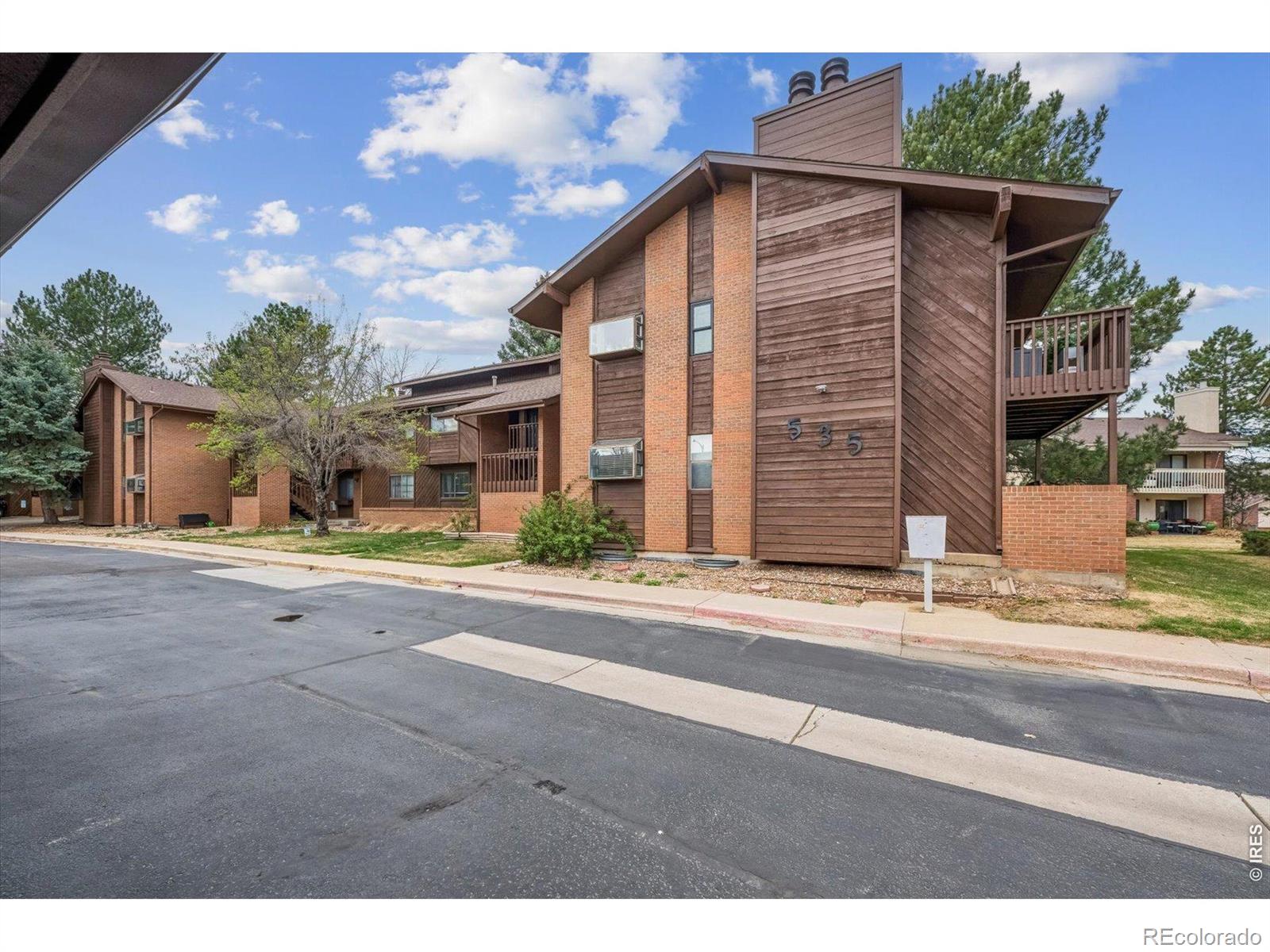 535 Manhattan Drive Unit: 203