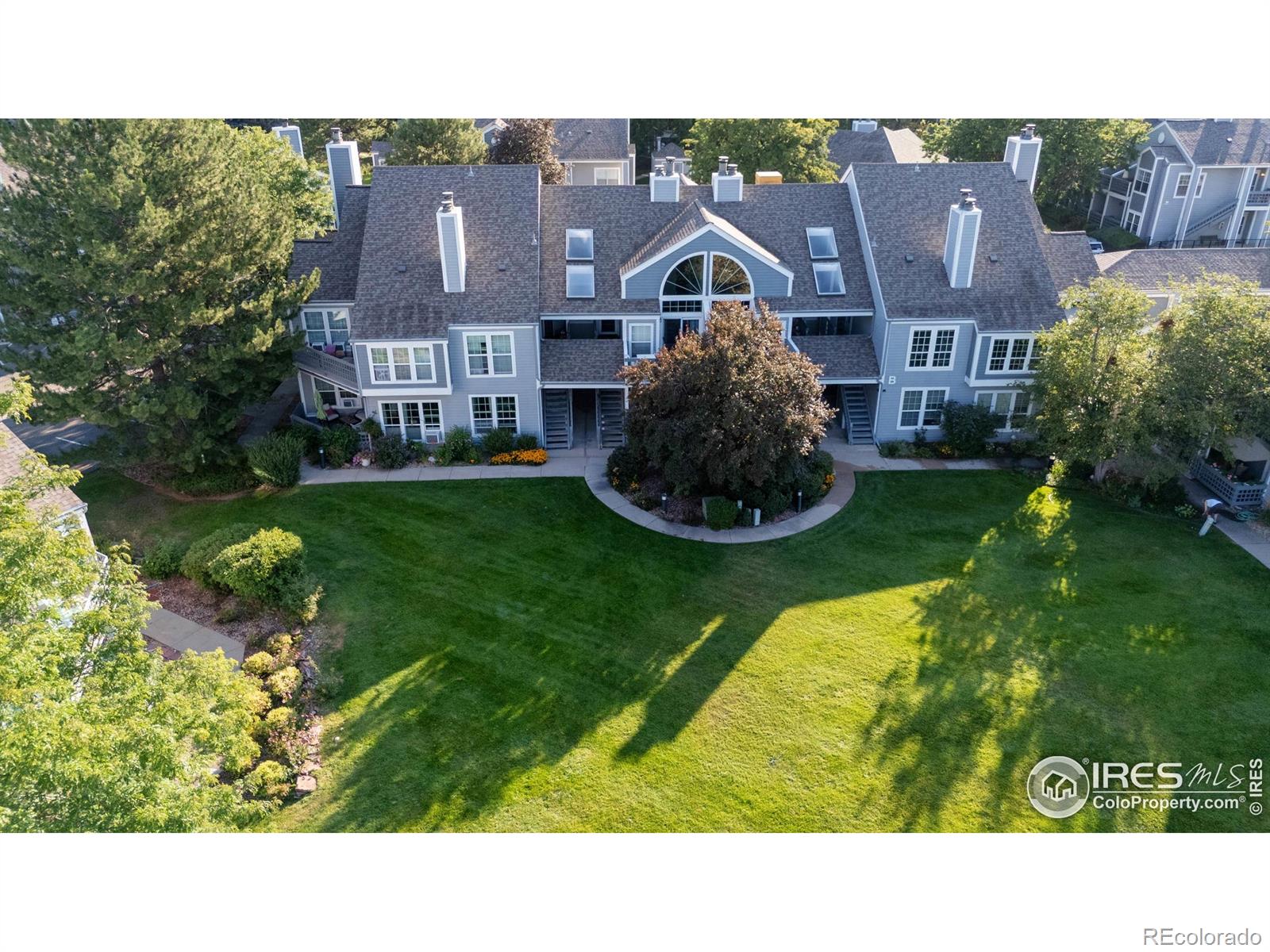 7436 Singing Hills Court