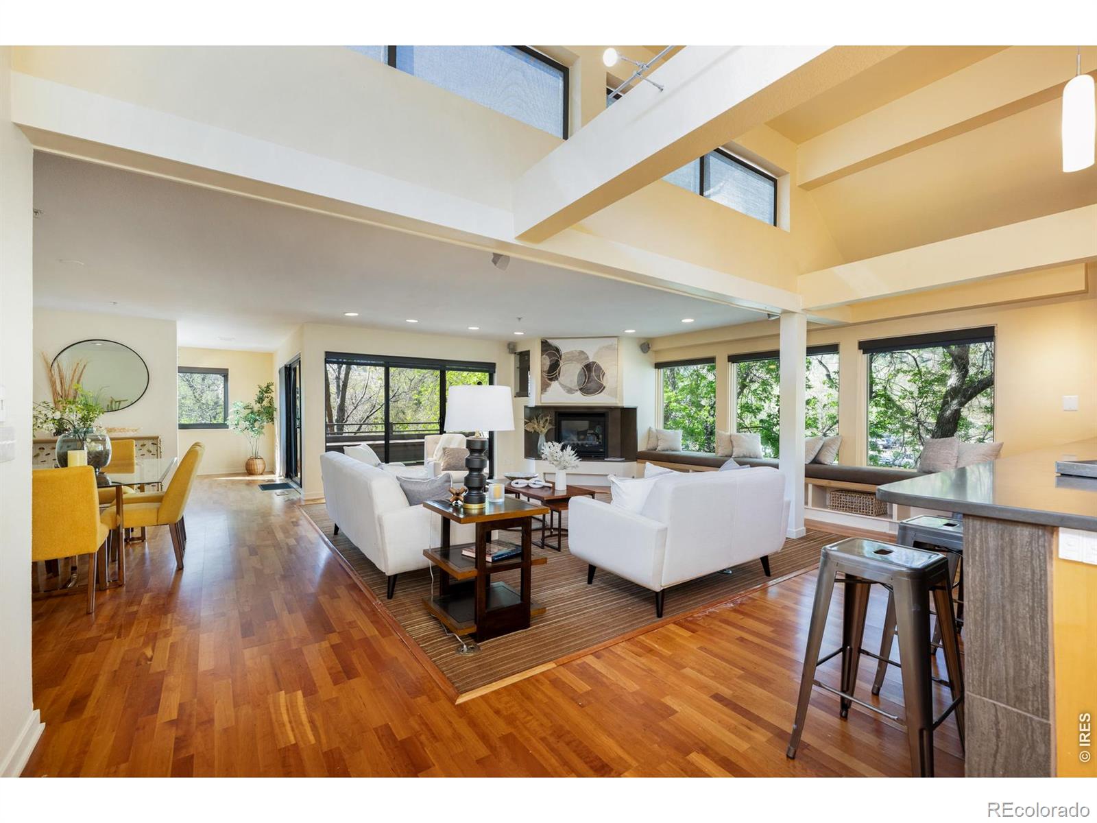 812 Walnut Street Unit: F