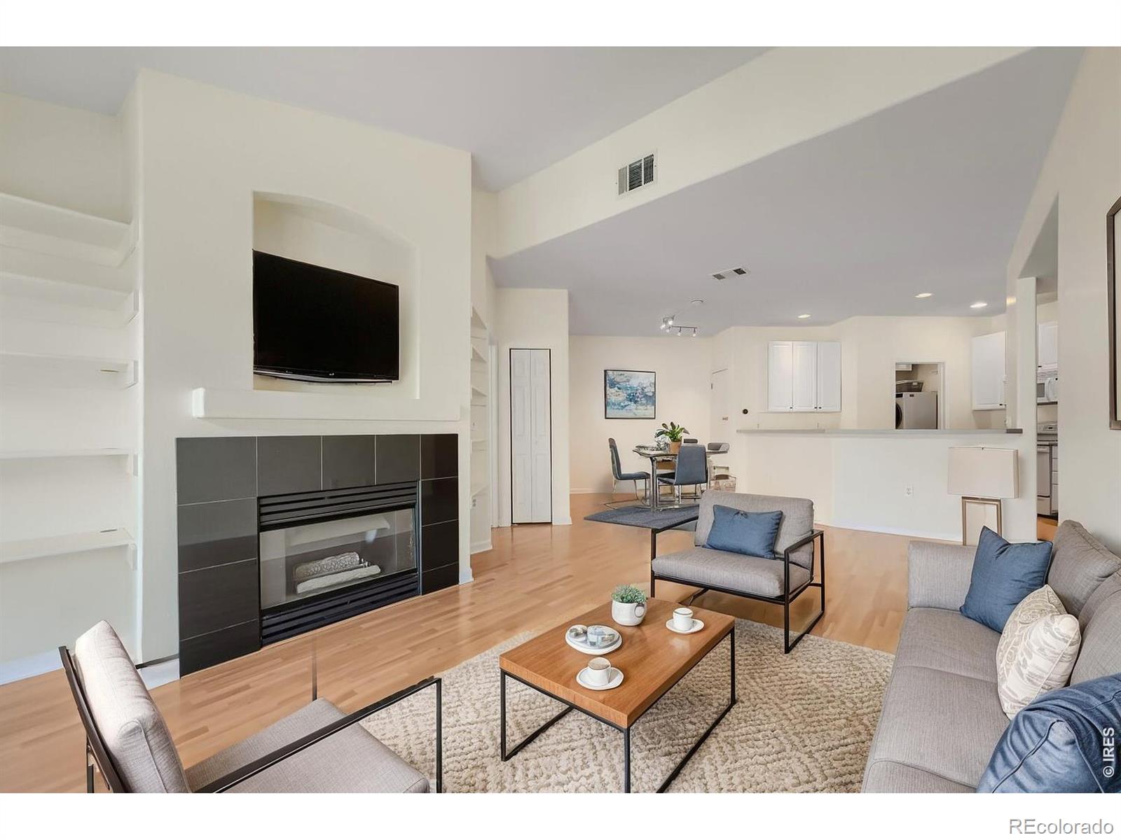530 Mohawk Drive Unit: 96