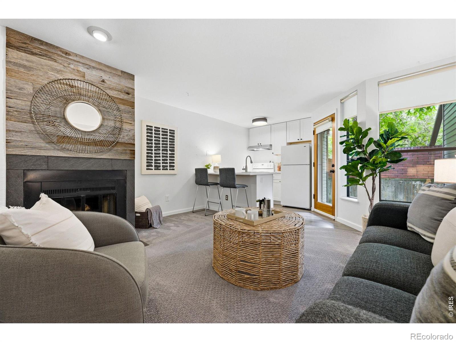 910 Portland Place Unit: Unit 2