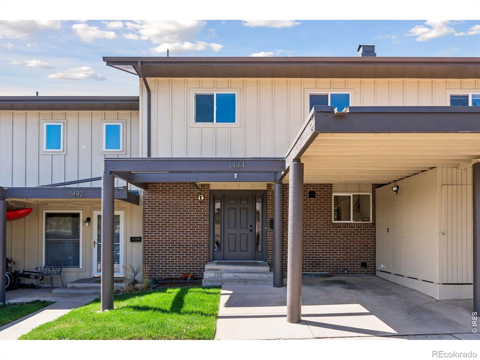 1494 Greenbriar Boulevard